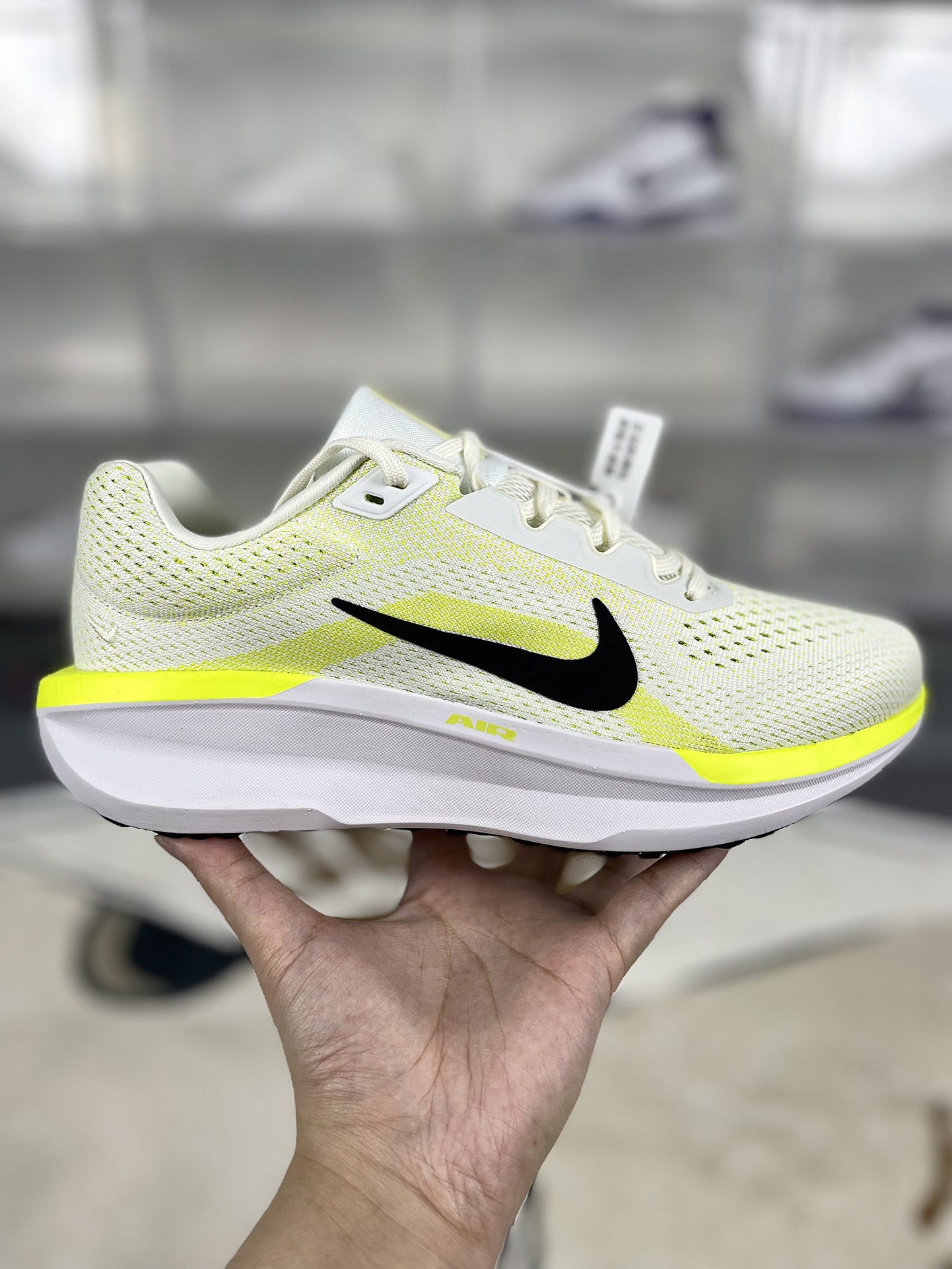 Nike Air Winflo 11 Running Shoes - Comfort, Cushioning, and Durable Design 9 i1732306933 1650 7