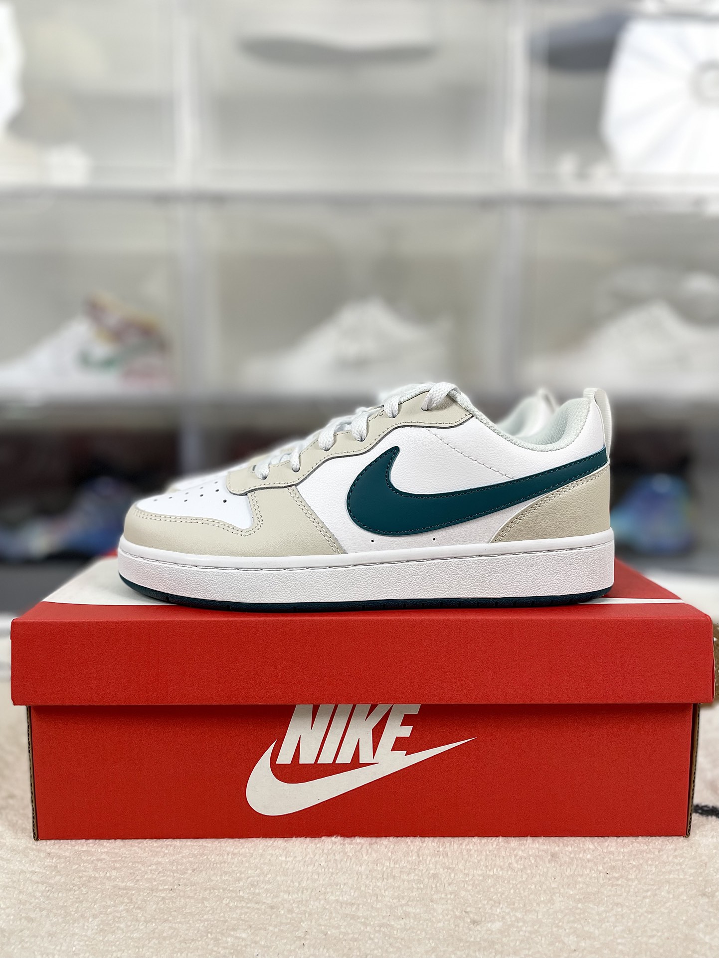 Nike Court Borough Low 2: Flexible, Durable, Low-Top Sneakers - White/Green 10 i1732387394 4508 0