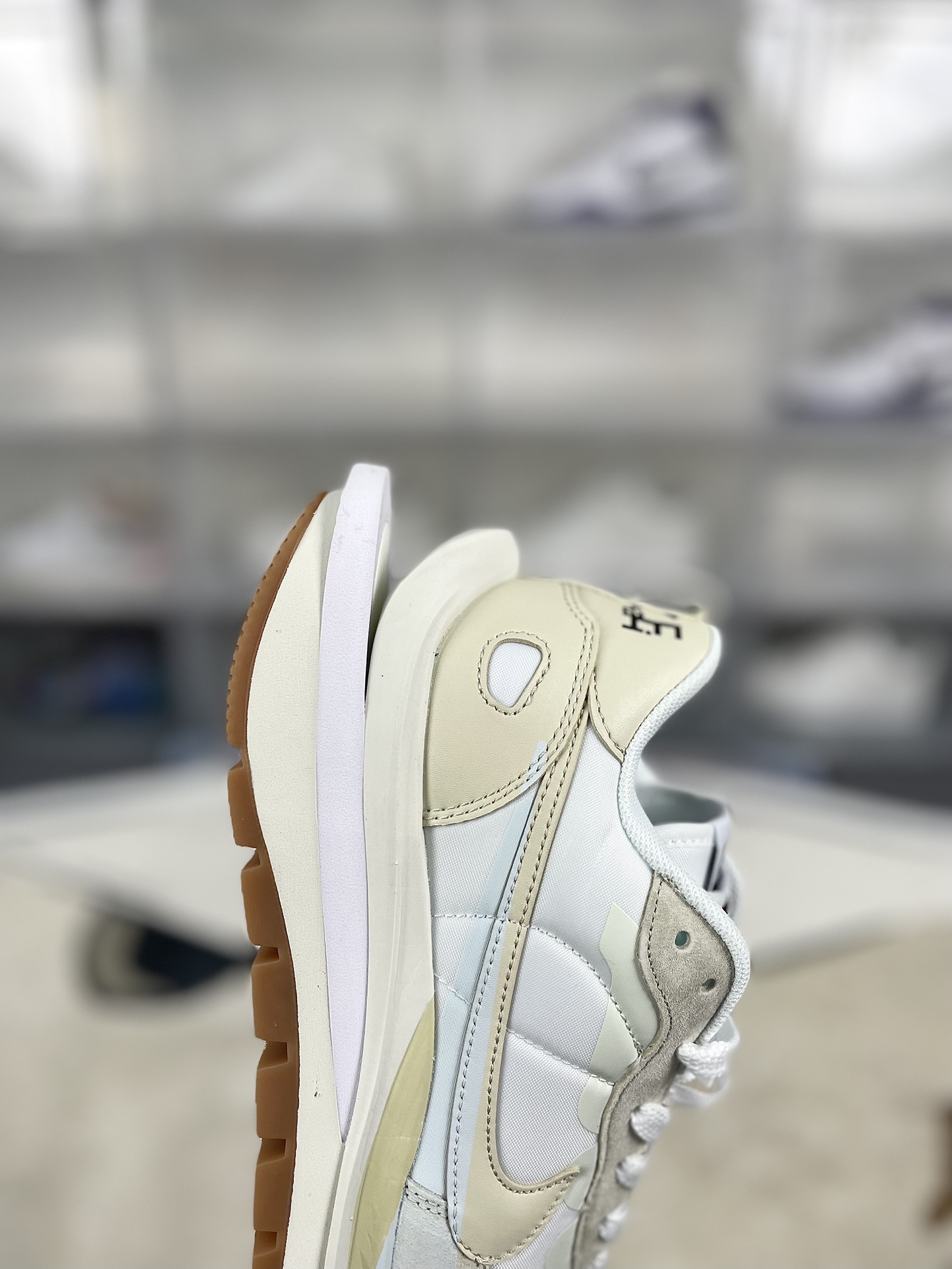 Nike x Sacai VaporWaffle White Gum, Low Top Lifestyle Sneakers - DD1875-100 8 i1732482395 7119 0