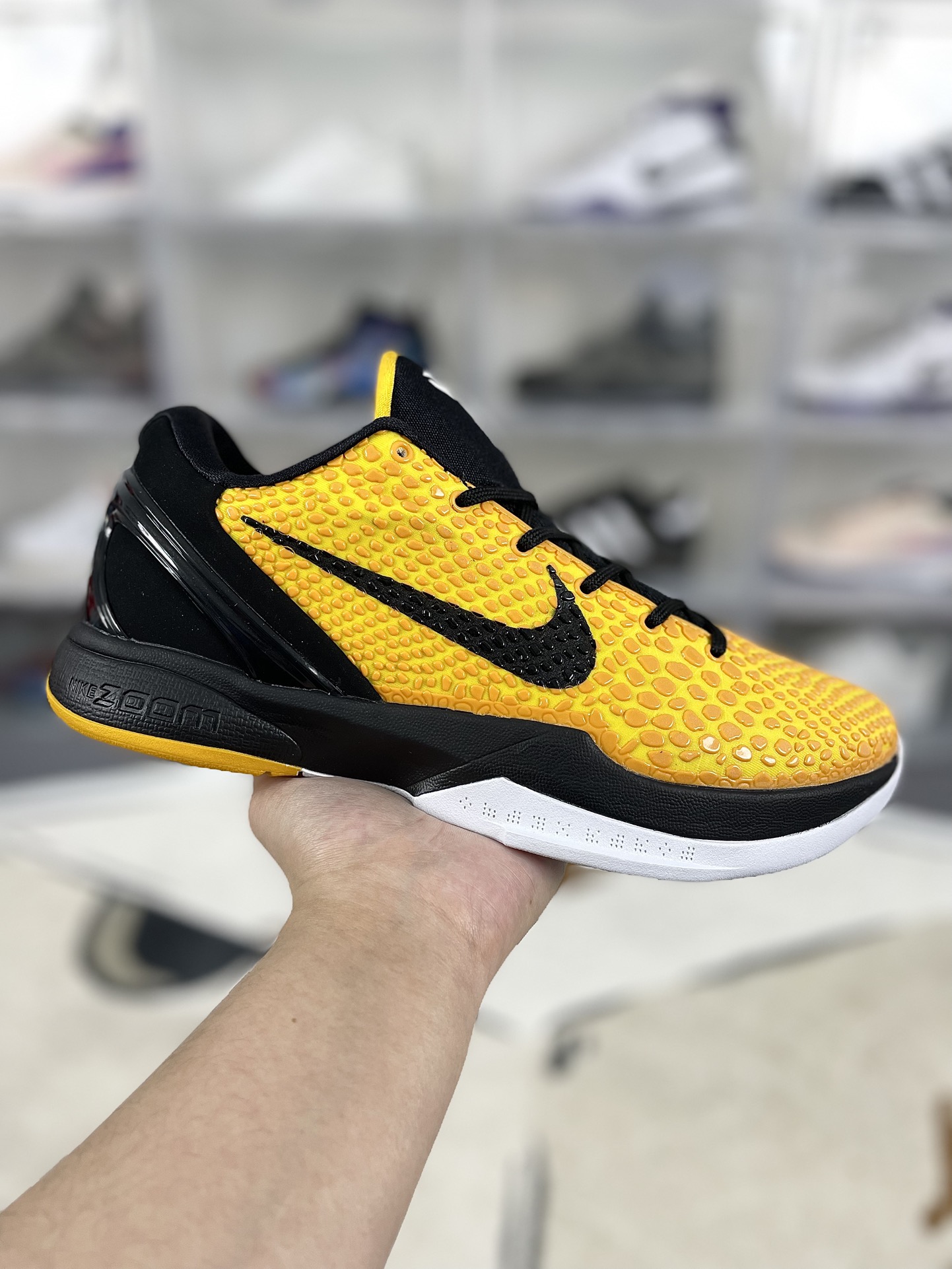 Nike Zoom Kobe 6 VI Lightbulb Basketball Shoes Black Yellow 429659-700 1 i1732998265 9298 0