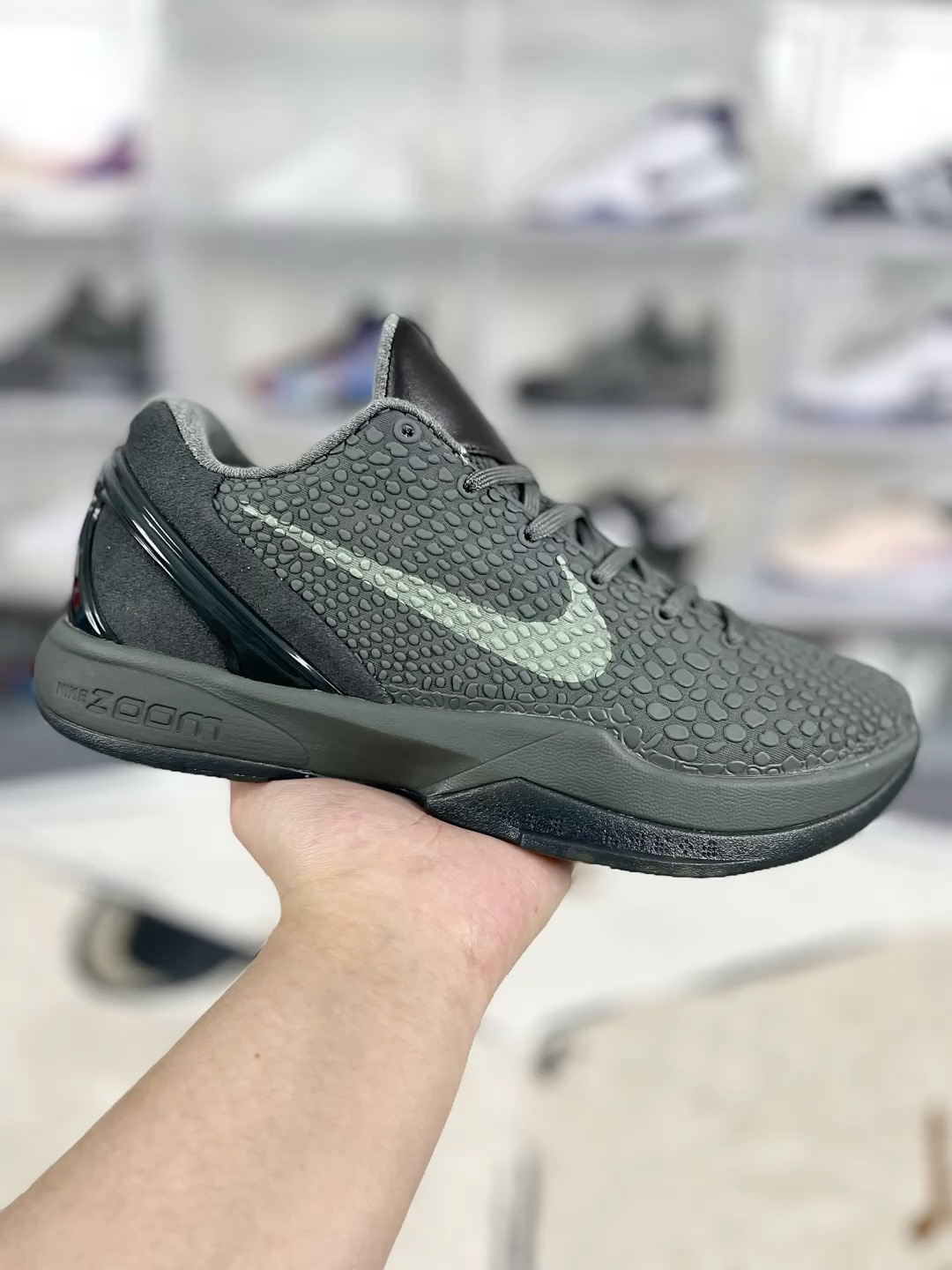 Nike Zoom Kobe 6 Black Mamba Basketball Shoes - Fade to Black - Size 39-47.5 1 Nike Zoom Kobe 6 Black Mamba Basketball Shoes - Fade to Black - Size 39-47.5