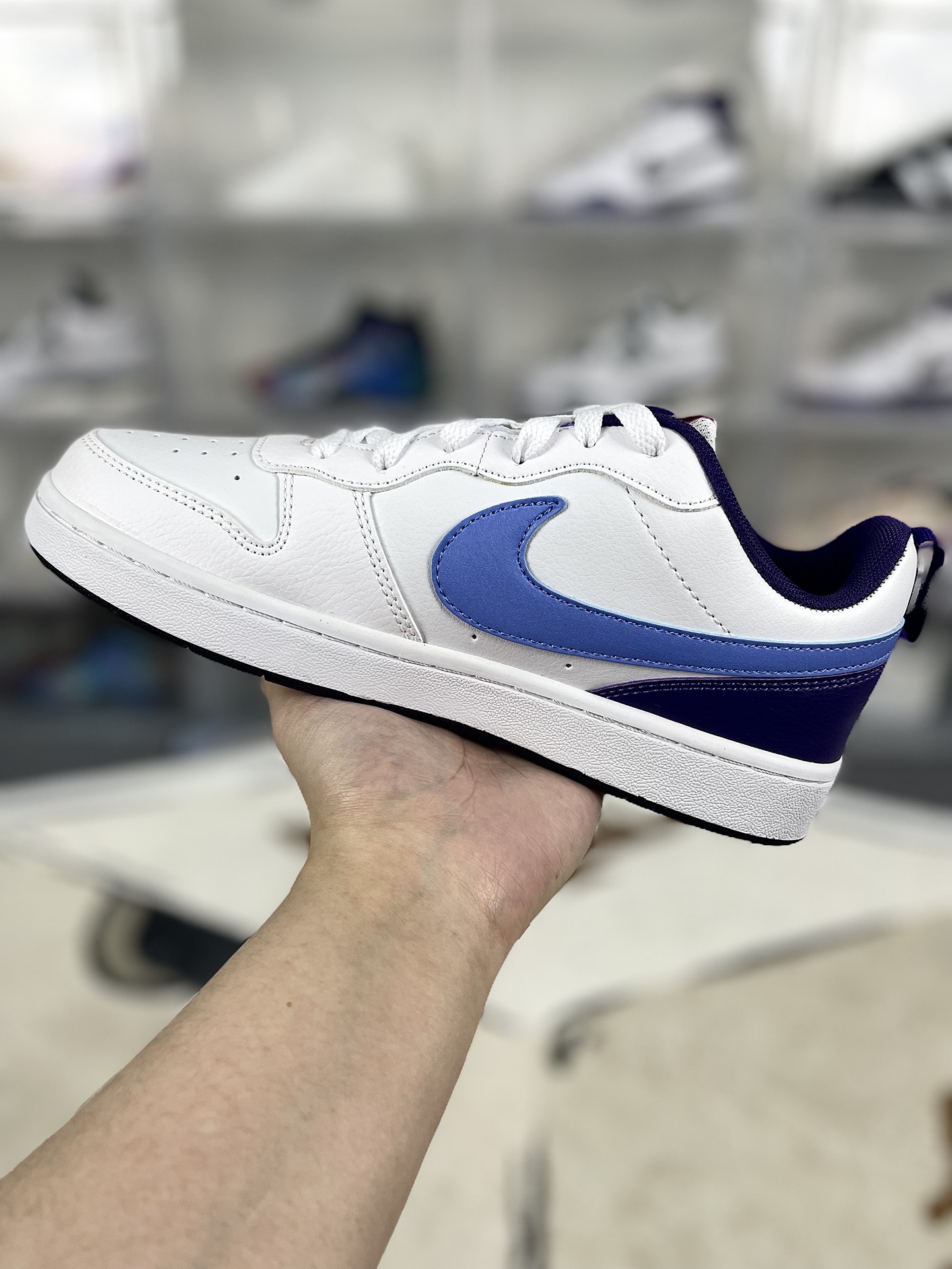 Nike Court Borough Low 2: Flexible, Comfortable White/Blue Sneakers for Casual Wear 2 i1733689169 5798 0