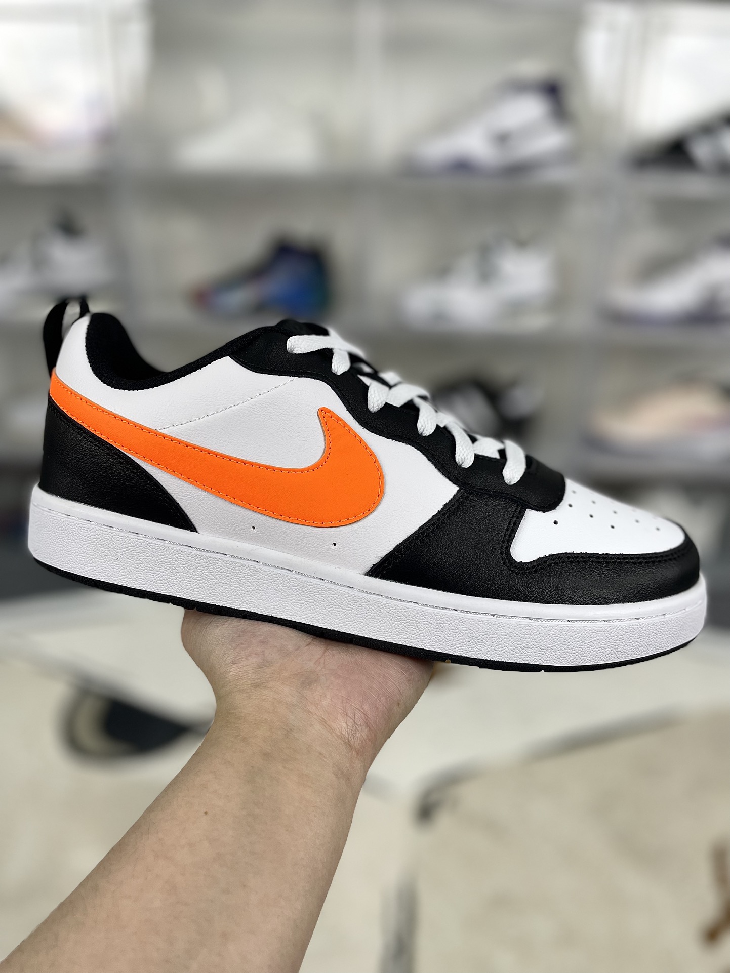 Nike Court Borough Low 2: Flexible, Durable, and Stylish Sneakers for Everyday Use 2 i1733866368 2603 4