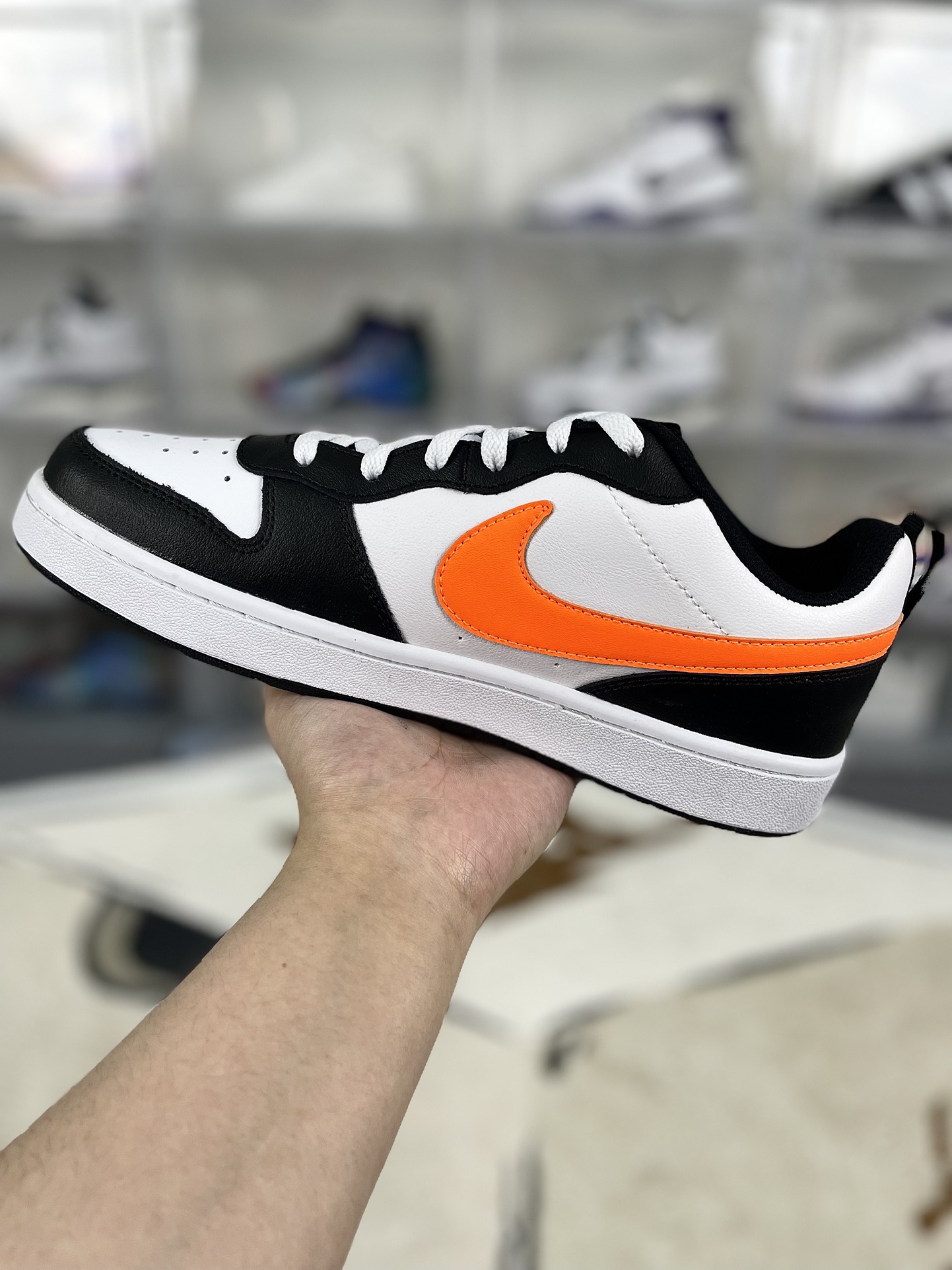 Nike Court Borough Low 2: Flexible, Durable, and Stylish Sneakers for Everyday Use 3 i1733866368 5394 2