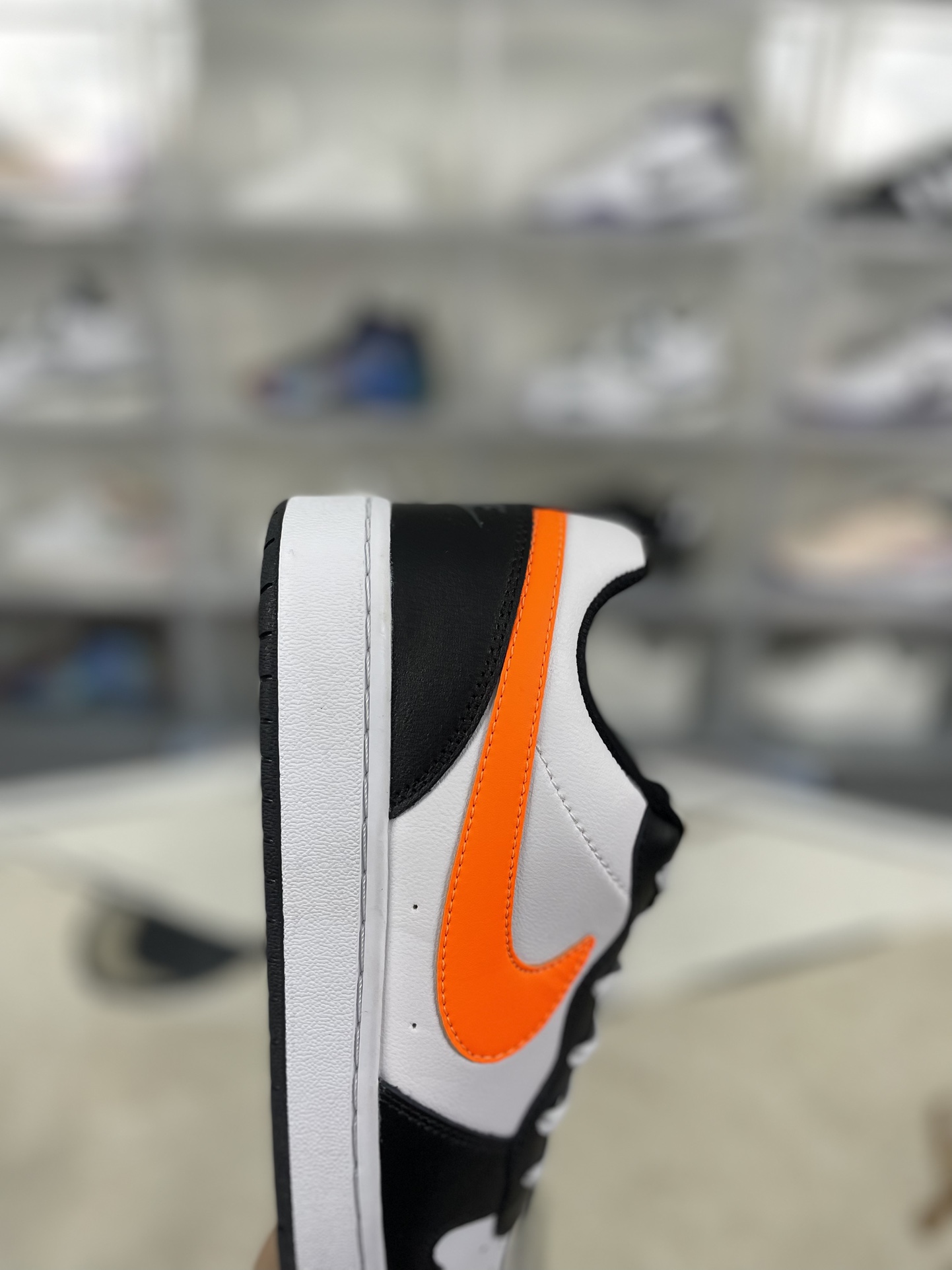 Nike Court Borough Low 2: Flexible, Durable, and Stylish Sneakers for Everyday Use 8 i1733866368 5425 3