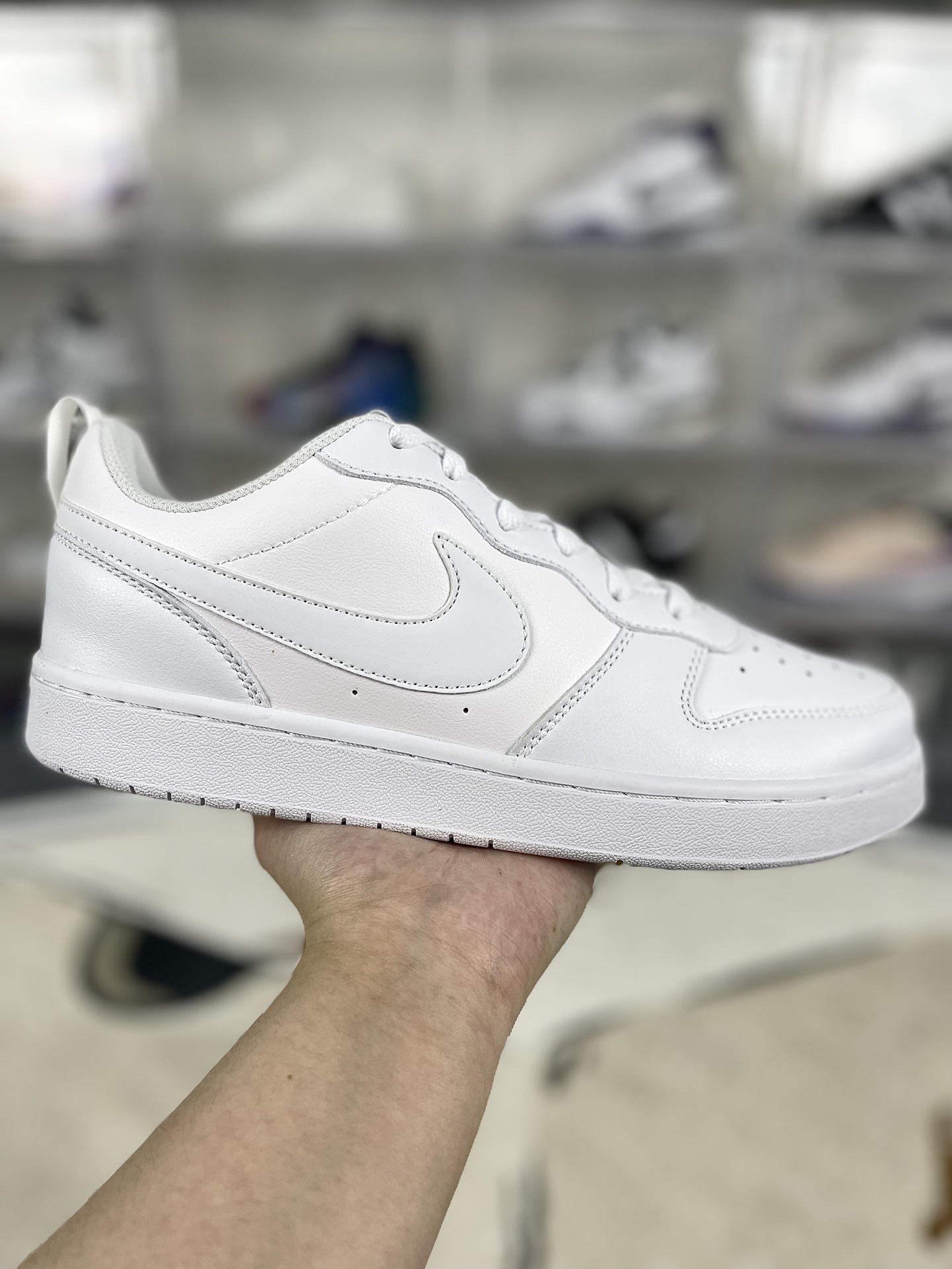 Nike Court Borough Low 2: Classic Low-Top Sneakers - All-White Edition 2 i1734037974 4446 5