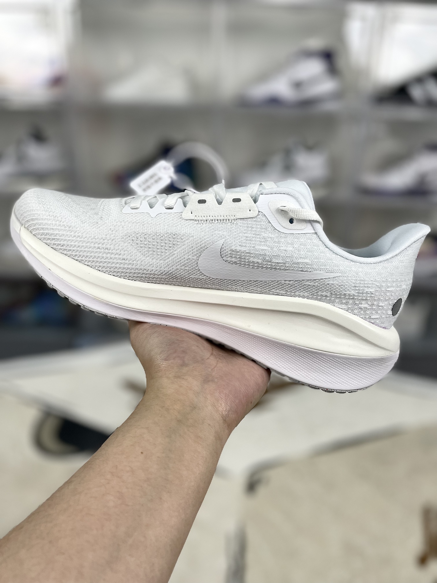 Nike Air Zoom Vomero 17 Running Shoes - White/Grey, Cushioned & Breathable 2 i1734120128 6832 0