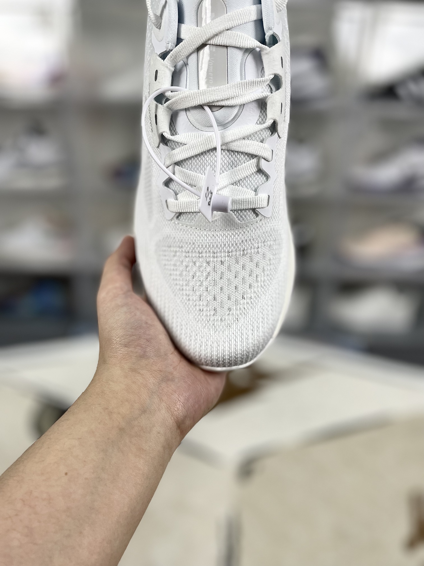 Nike Air Zoom Vomero 17 Running Shoes - White/Grey, Cushioned & Breathable 5 i1734120128 7041 0