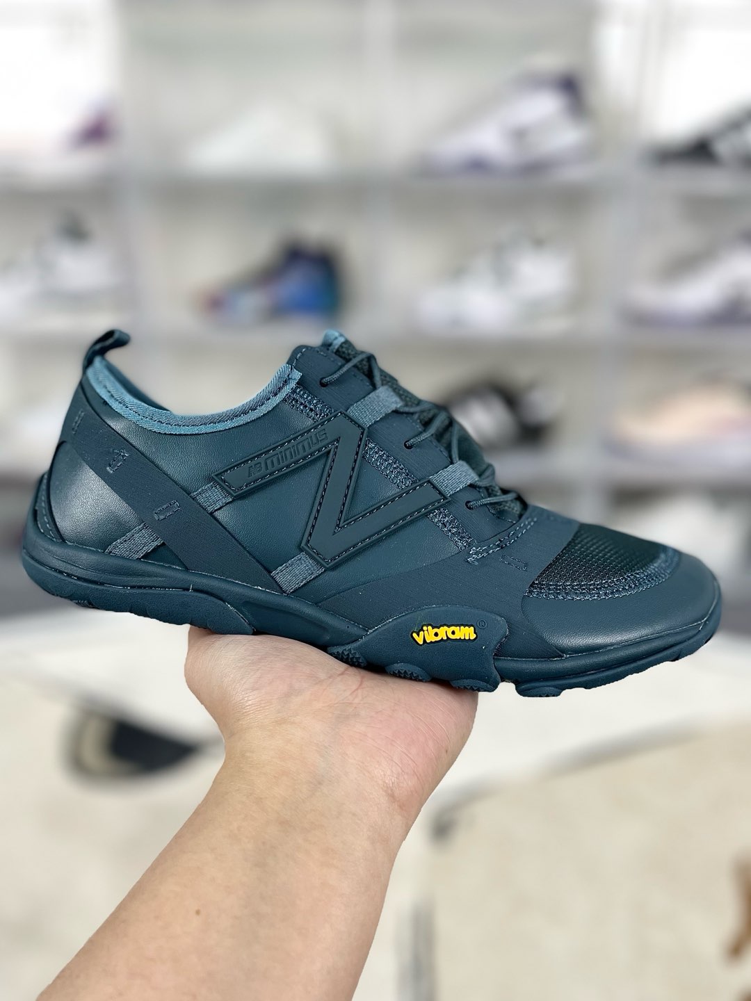 New Balance x Issey Miyake MT10O Blue Low-Top Sneakers 2 i1735239029942 3258 0 0