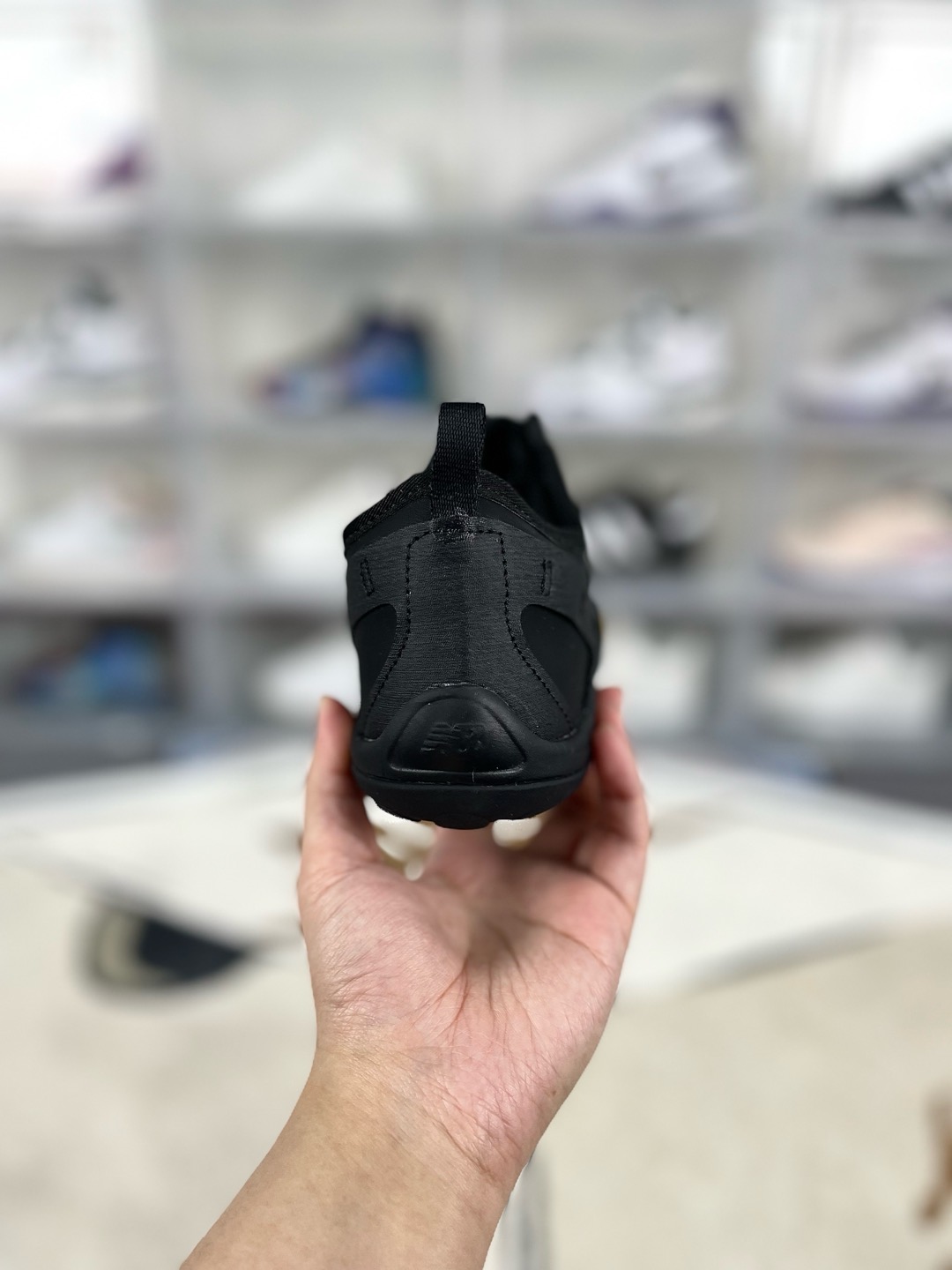 Issey Miyake x New Balance MT10O Black Low-Top Lifestyle Sneakers 3 i1735239042357 9858 0 2