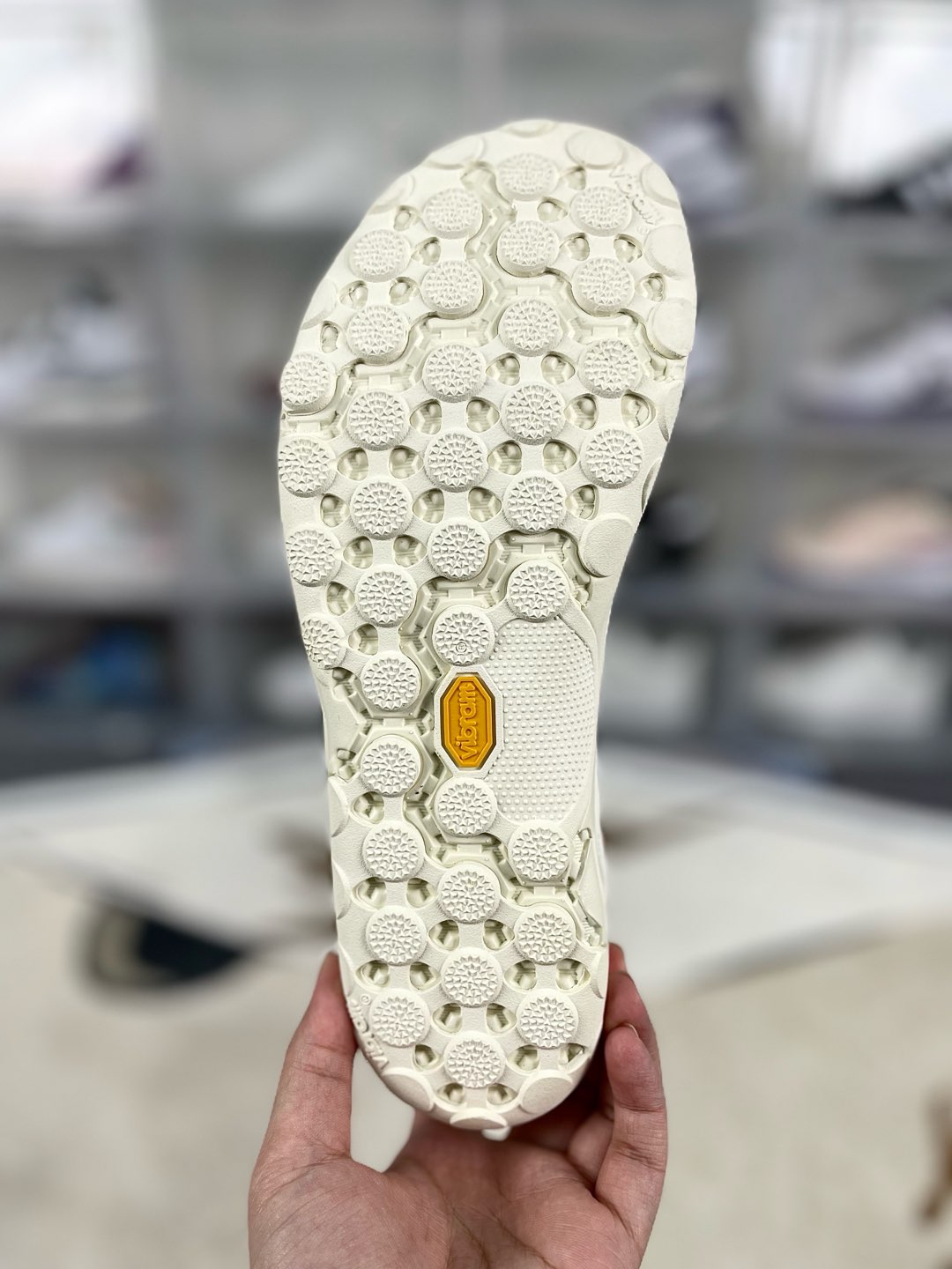 Issey Miyake x New Balance MT10O White - Comfort, Style, & Durability 6 i1735239057118 626 0 5