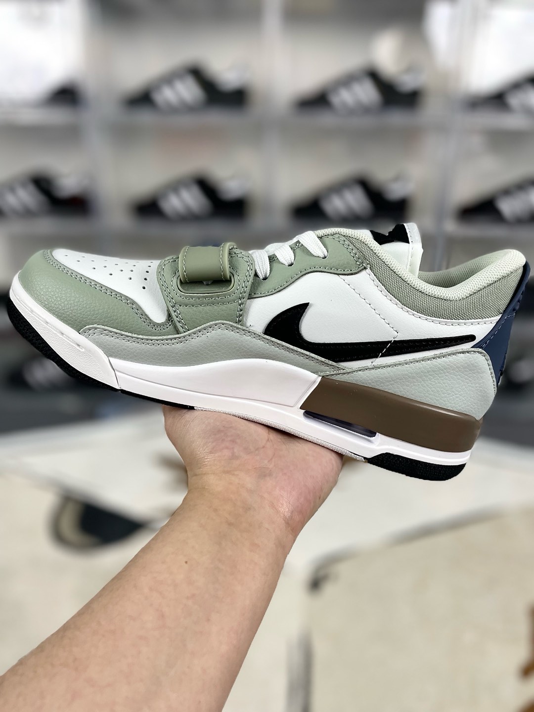 Jordan Legacy 312 Low White Green, Retro Basketball Shoes for Men & Women 2 i1735503981925 9349 0 1