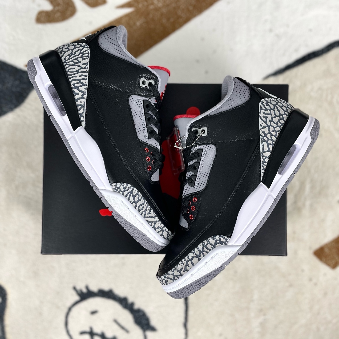 Jordan Air 3 Retro Black Cement Sneakers Mid-Top Basketball Shoes 6 i1736369789675 2831 0 7