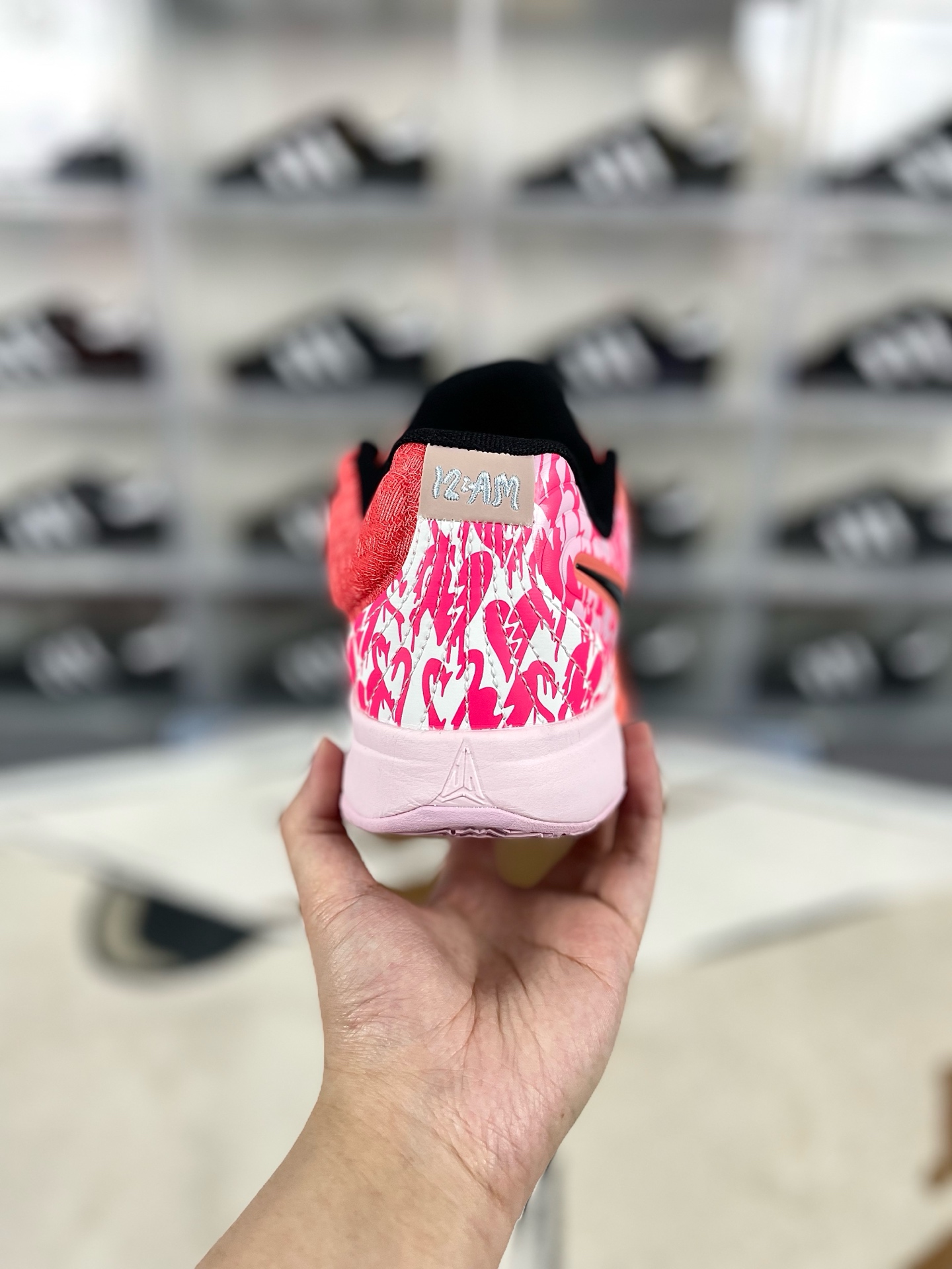 Nike Ja 2 "Heart Eyes" Valentine's Day Edition Low-Top Basketball Shoes 4 i1736457912916 4176 0 2
