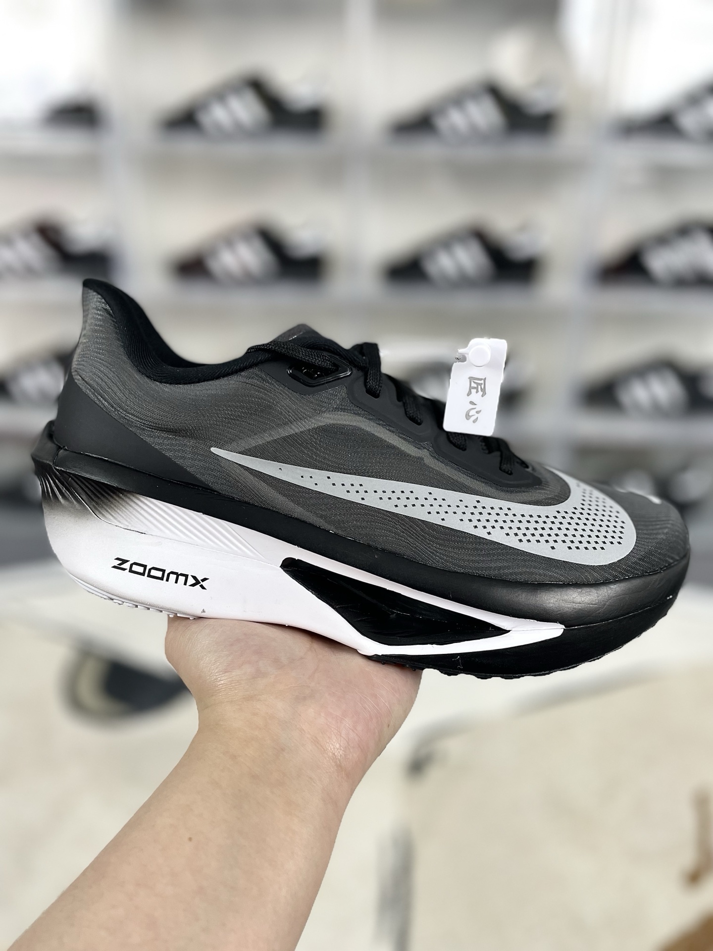 Nike Zoom Fly 6: Lightweight, Comfortable, and Durable Running Shoes 1 i1737323440409 8770 0 0