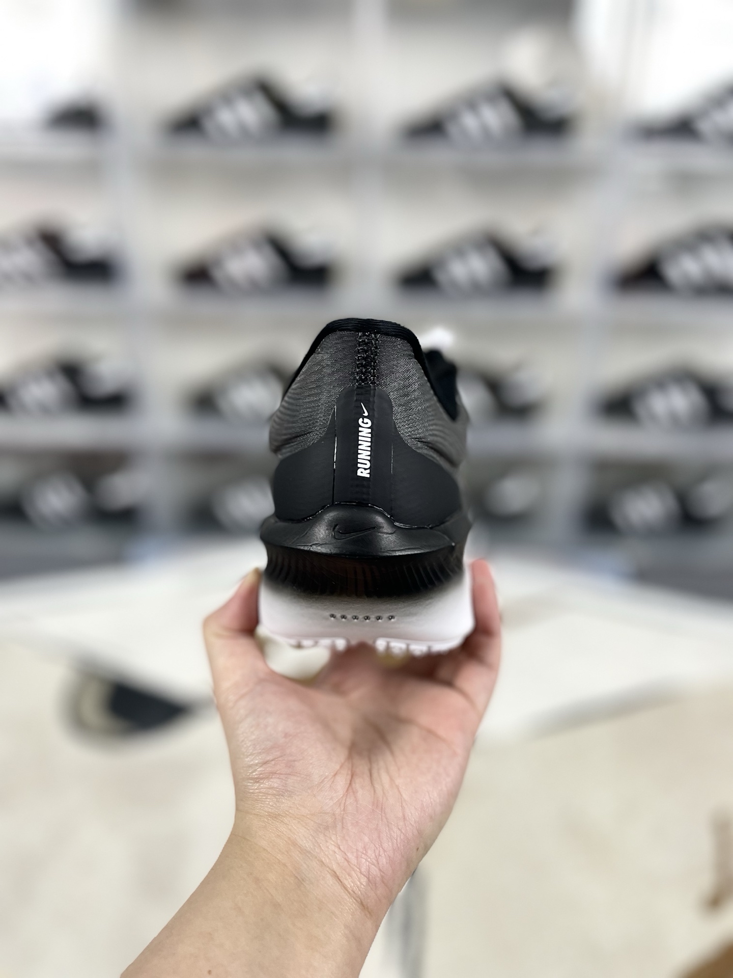 Nike Zoom Fly 6: Lightweight, Comfortable, and Durable Running Shoes 3 i1737323445571 3754 0 2