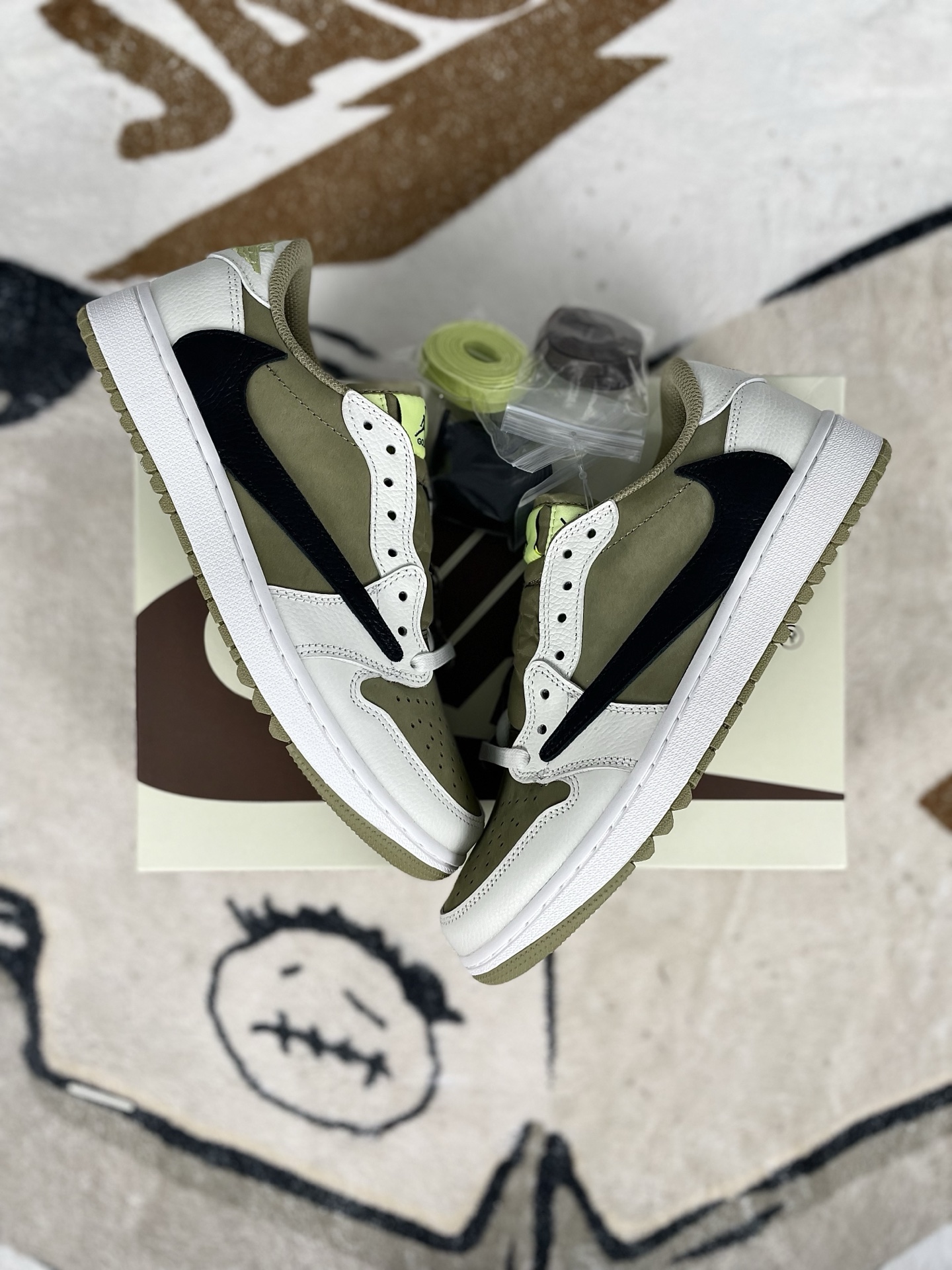 Travis Scott x Jordan Air Jordan 1 Low Golf Shoes - Brown/White 6 i1739570503378 2379 0 7