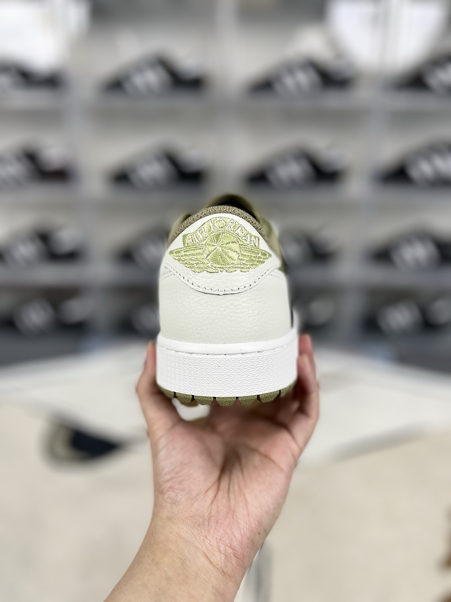 Travis Scott x Jordan Air Jordan 1 Low Golf Shoes - Brown/White 4 i1739570507001 1234 0 2