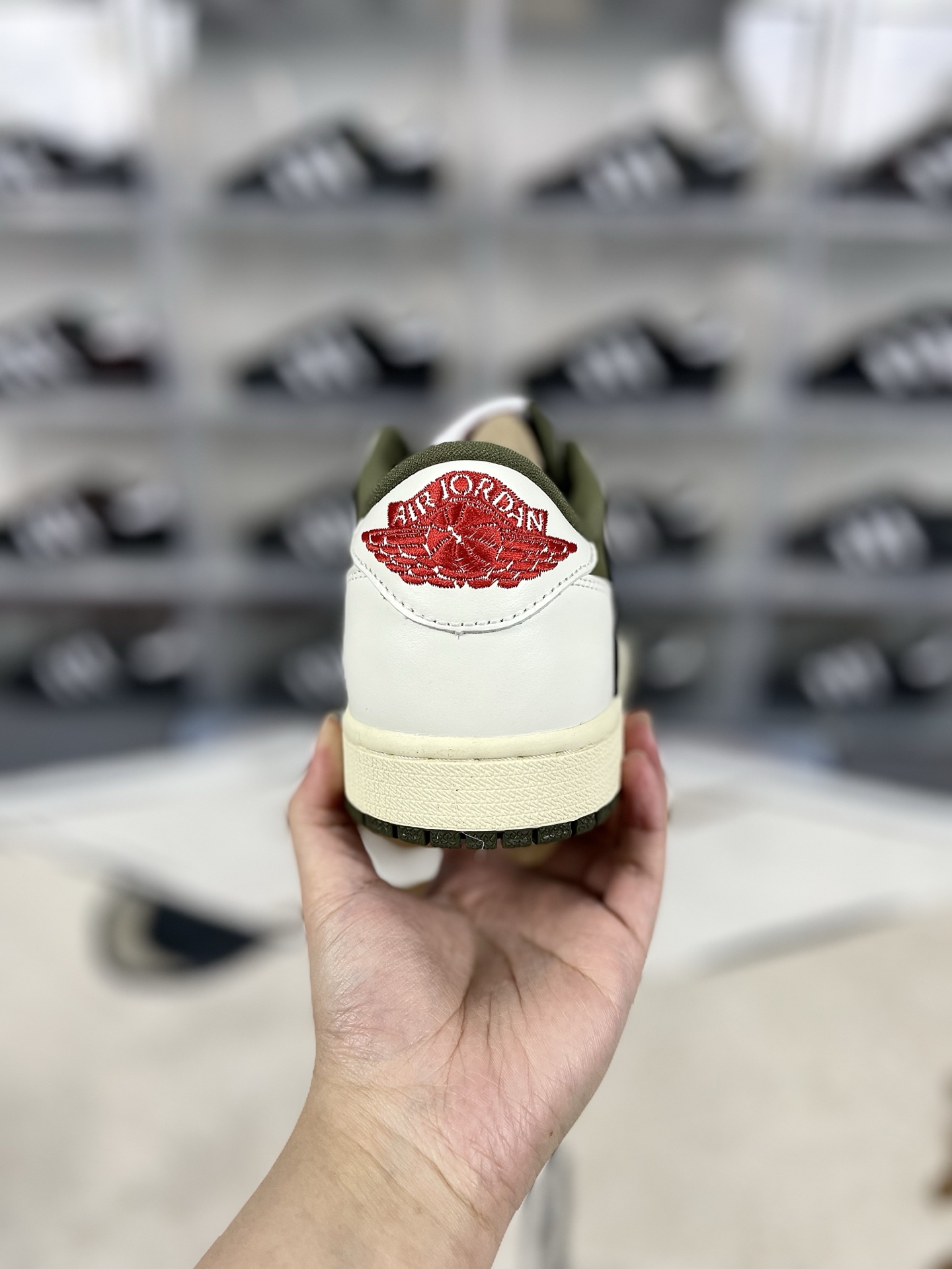 Travis Scott x Jordan Air Jordan 1 Low OG Olive Sneakers 3 i1739741485114 1408 0 2