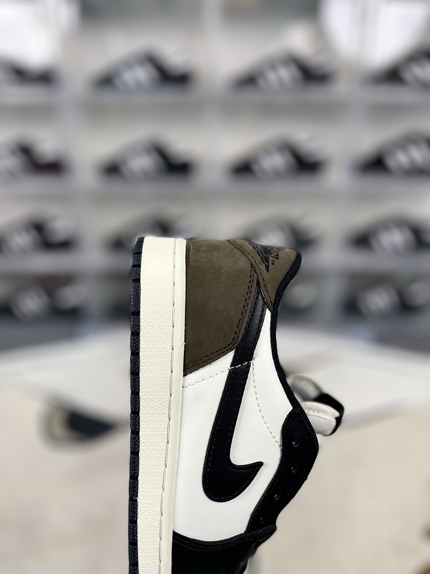 Jordan Air 1 Low OG Mocha: Leather, Low-Top, Retro Basketball Shoes 7 i1740000192513 1955 0 5
