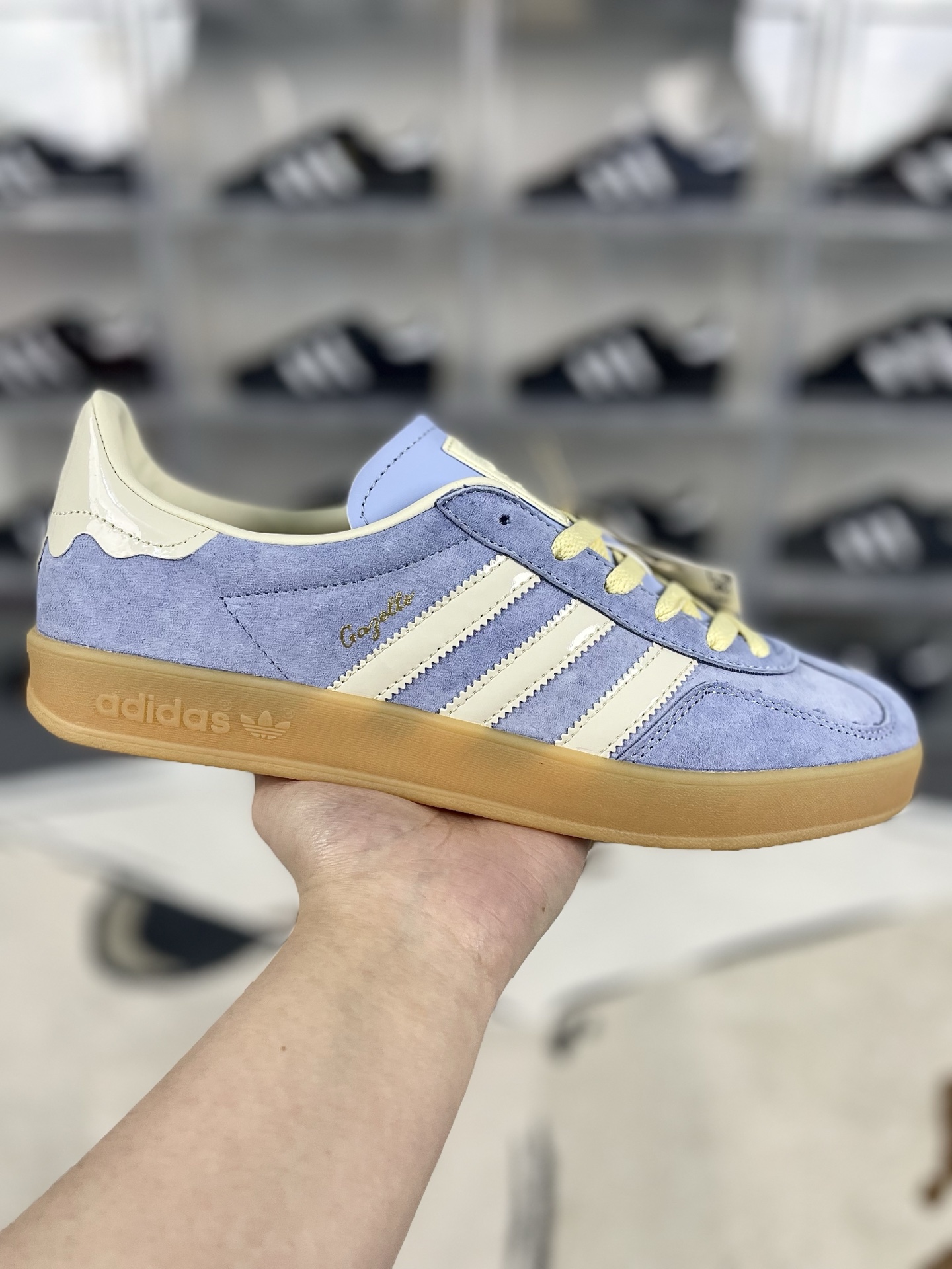 Adidas Originals Gazelle Indoor Blue/White - Retro Sneaker, Unisex Style 1 i1740429199670 8174 0 0
