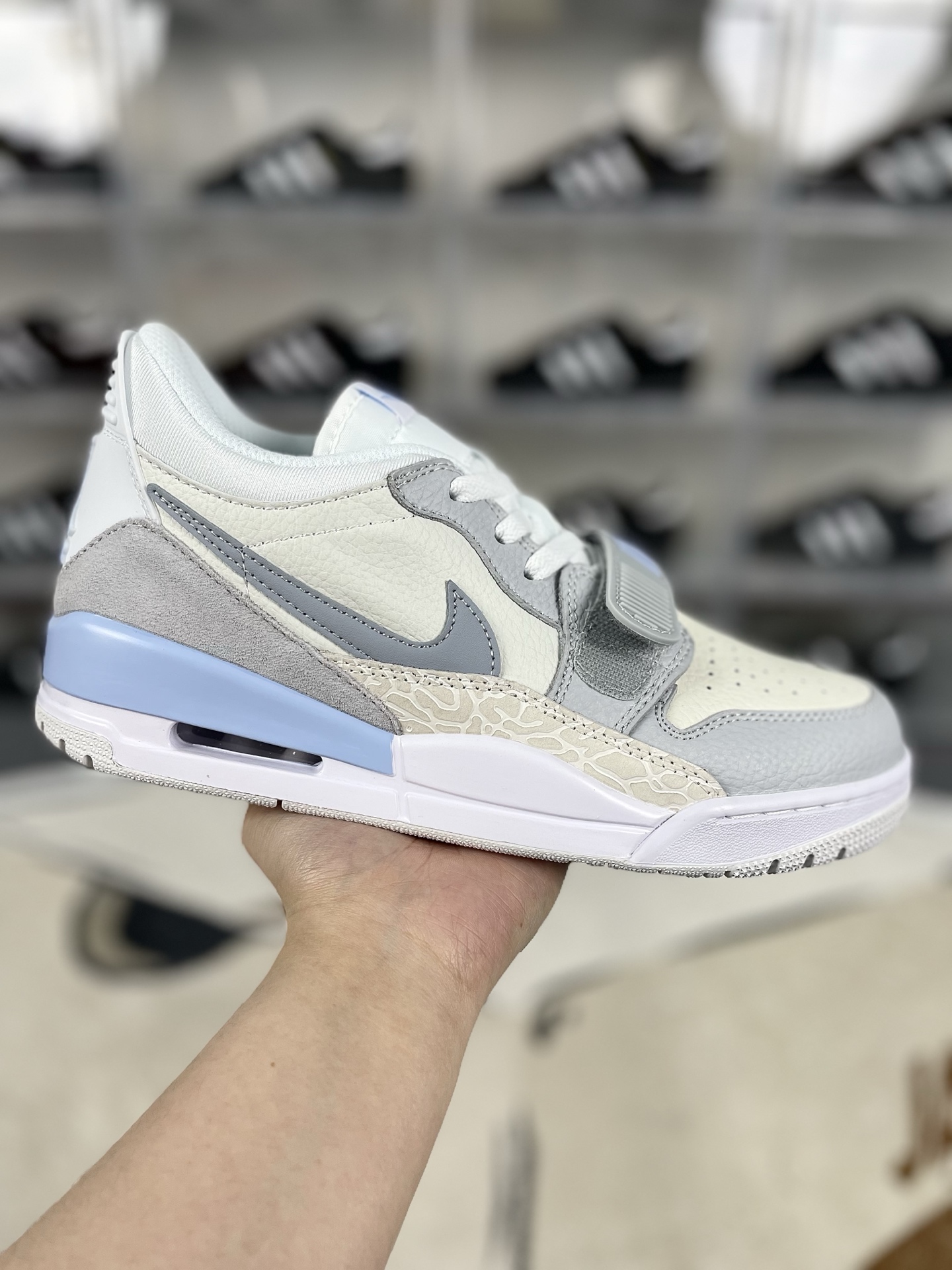 _dnN9ssPyjvEgXaxcIk-xdUTPjgm_SrfrFkeQpMQ