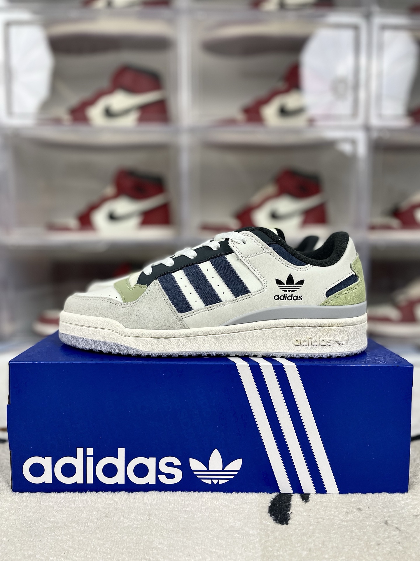 Adidas Originals Forum 84 Low-Top Sneakers - White, Green, Blue - Unisex 9 i1741458247782 7189 0 8
