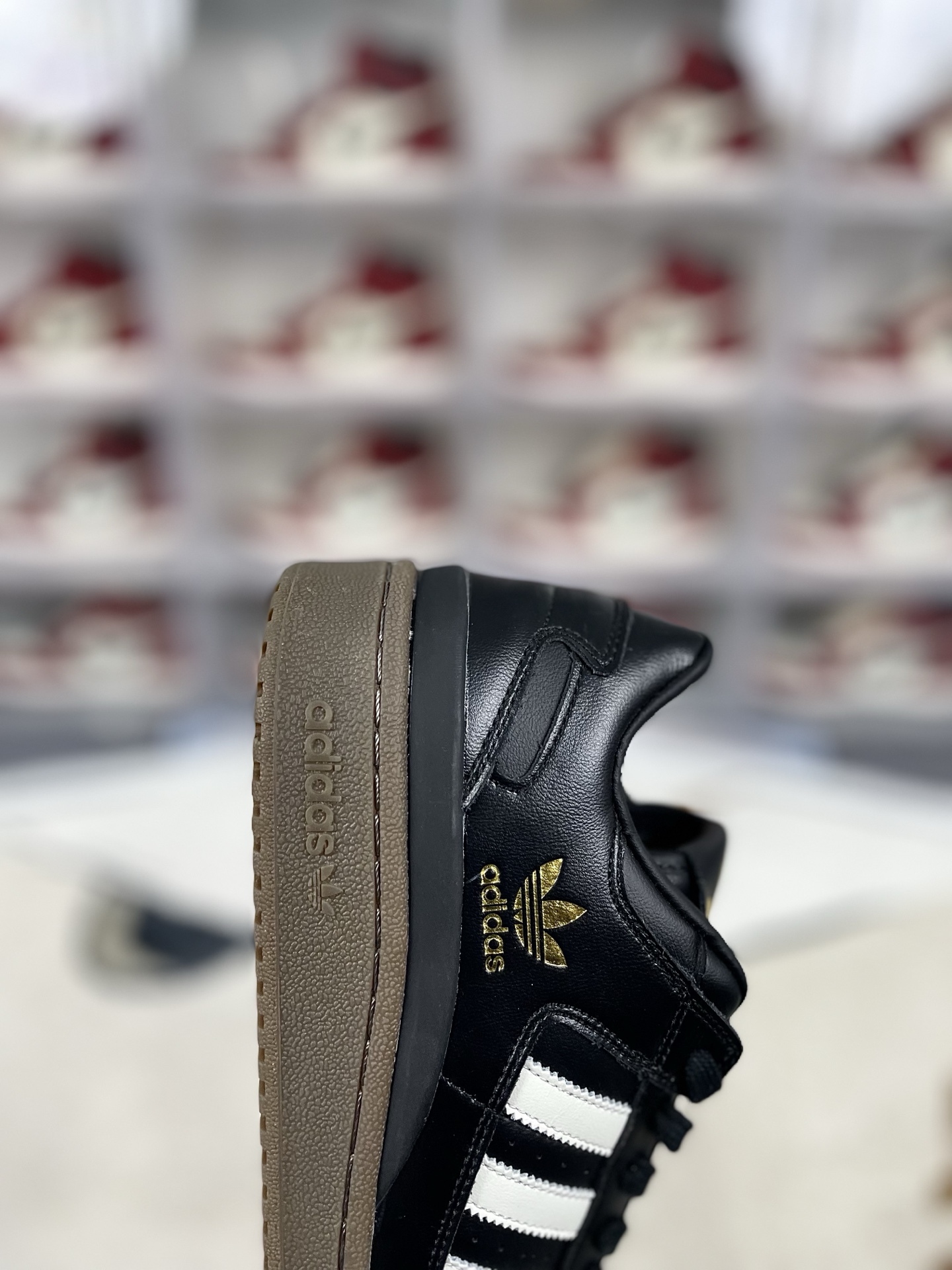 Adidas Originals Forum 84 Low-Top Sneakers - Stylish & Comfortable 7 i1741458317952 8311 0 5