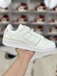 Adidas Originals Forum 84 Low-Top Sneakers - Classic Style, Modern Comfort