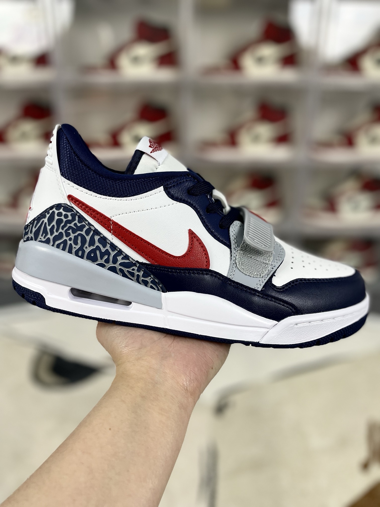 Jordan Legacy 312 Low White Blue Red Leather Basketball Shoes for Men and Women