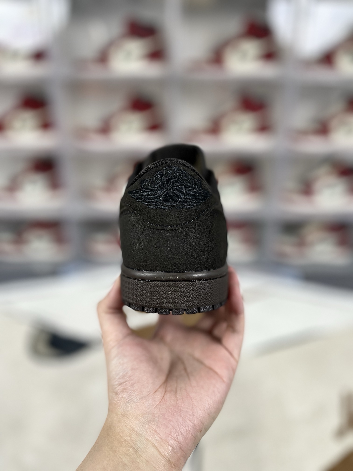 Travis Scott x Jordan Air Jordan 1 Low OG Velvet Brown - Stylish Sneakers 4 i1741550460322 2628 0 2