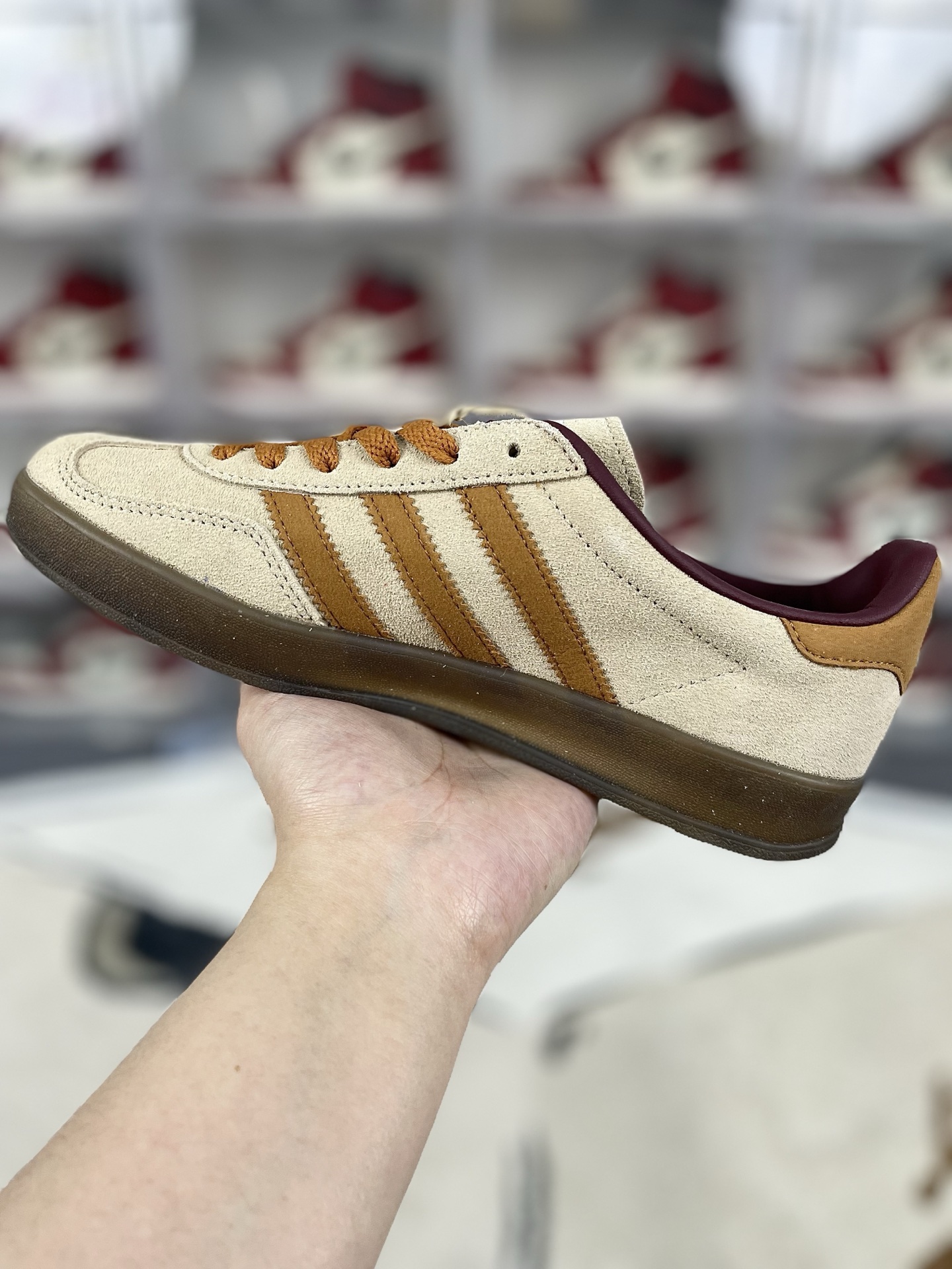 Adidas Originals Gazelle Indoor Low Top Sneakers - Brown/Grey - Unisex 3 i1741814232739 8443 0 1