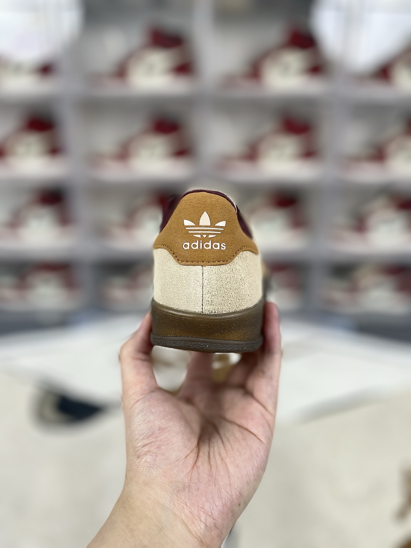 Adidas Originals Gazelle Indoor Low Top Sneakers - Brown/Grey - Unisex 4 i1741814237894 4054 0 2