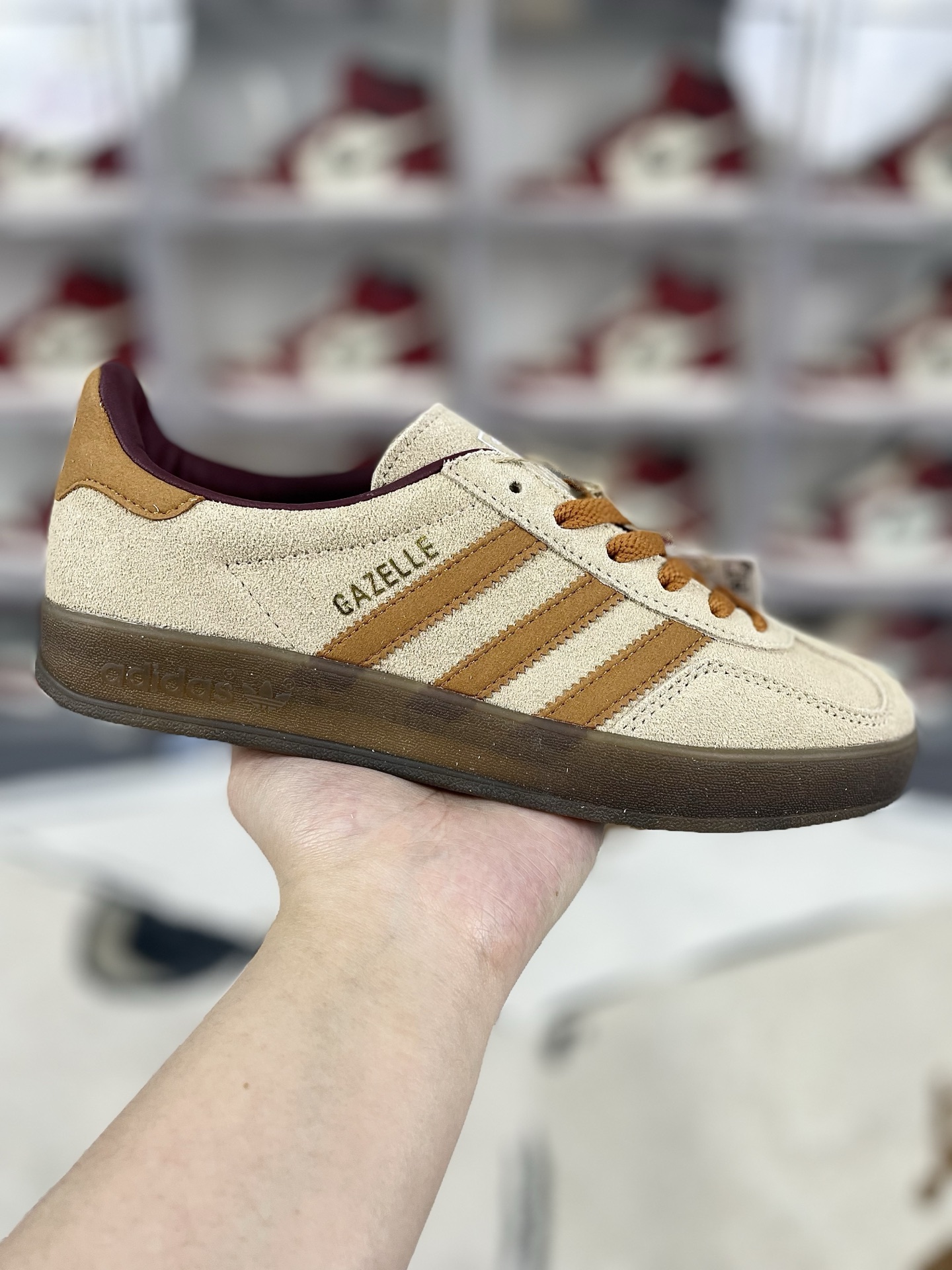 Adidas Originals Gazelle Indoor Low Top Sneakers - Brown/Grey - Unisex 2 i1741814237922 4650 0 0