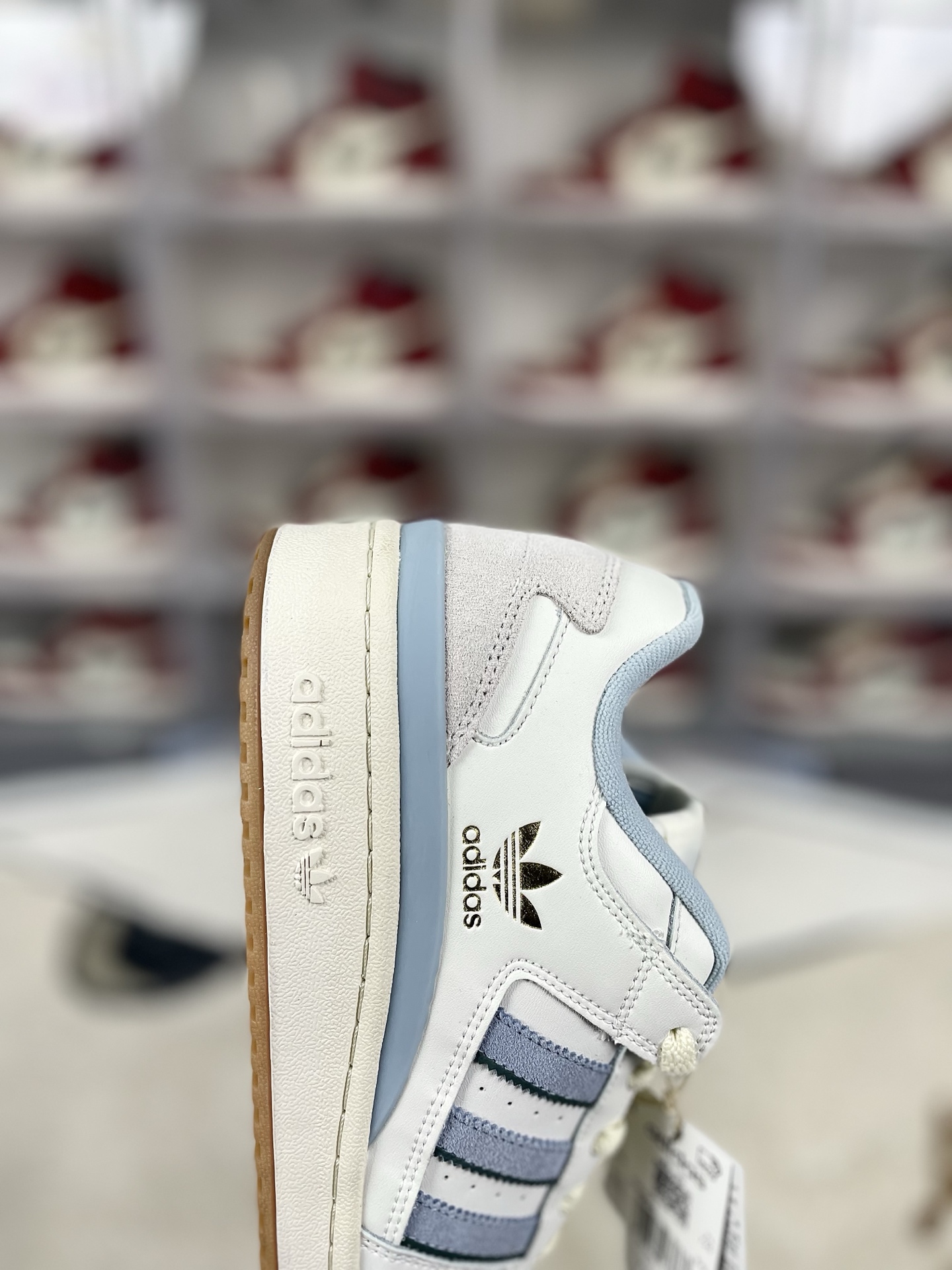 Adidas Originals Forum 84: Iconic Low-Top Sneakers for Men and Women 7 i1741905605712 415 0 5