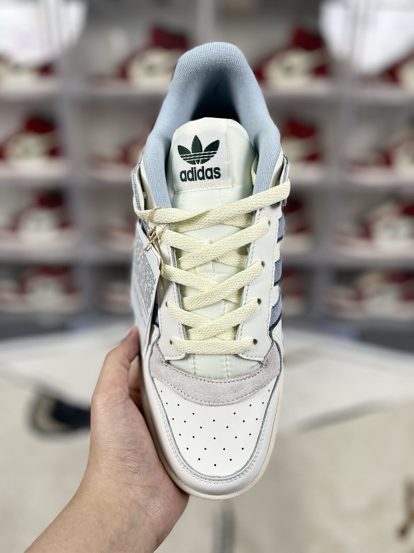 Adidas Originals Forum 84: Iconic Low-Top Sneakers for Men and Women 4 i1741905610878 2545 0 3