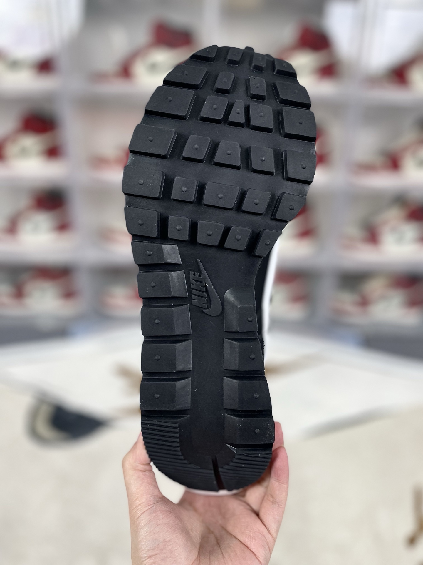 Nike x Sacai VaporWaffle Black and White Casual Shoes - DD1875-003 6 i1741986791613 1870 0 4