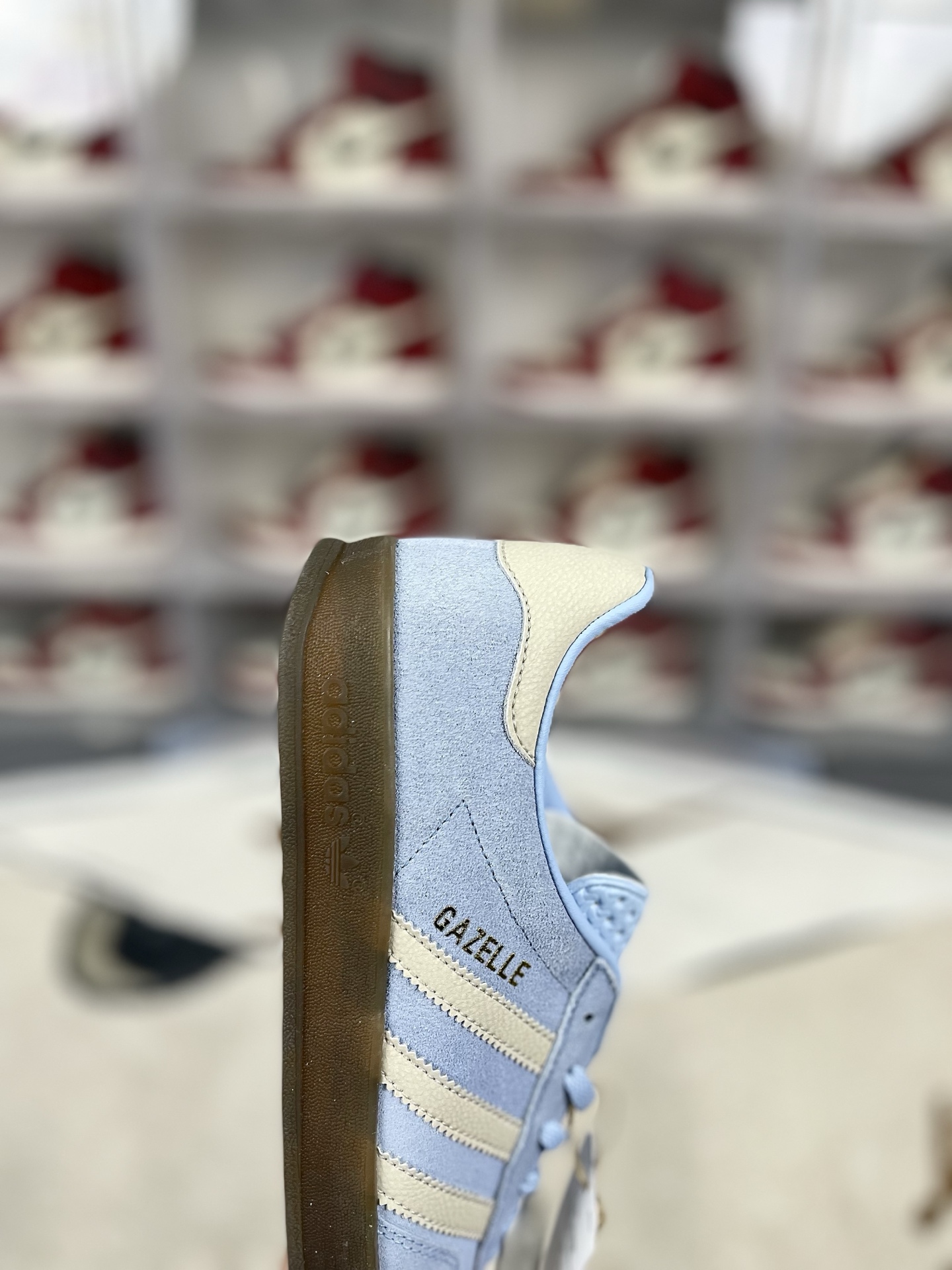 Adidas Originals Gazelle Low-Top Sneakers - Blue/White, Retro Style, Comfort Fit 8 i1741986831219 6934 0 5