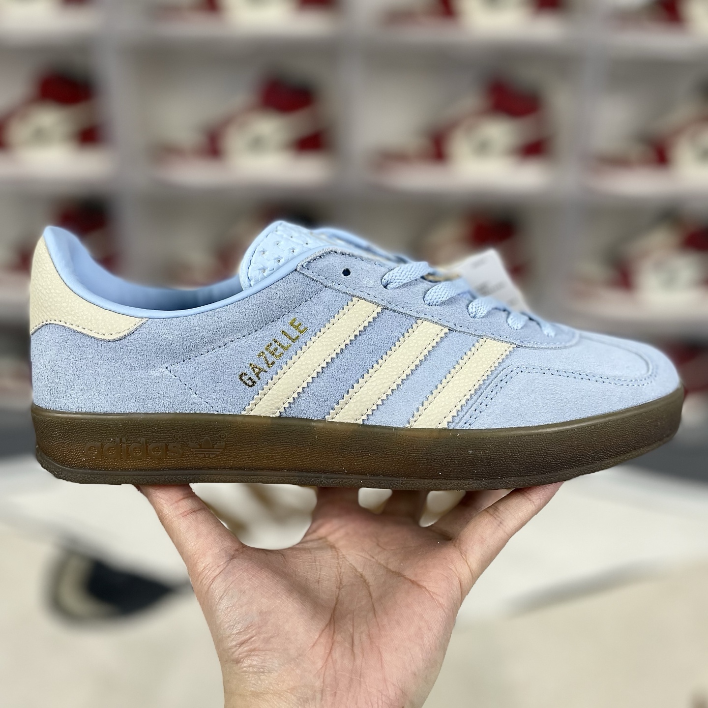Adidas Originals Gazelle Low-Top Sneakers - Blue/White, Retro Style, Comfort Fit 9 i1741986833448 1158 0 6