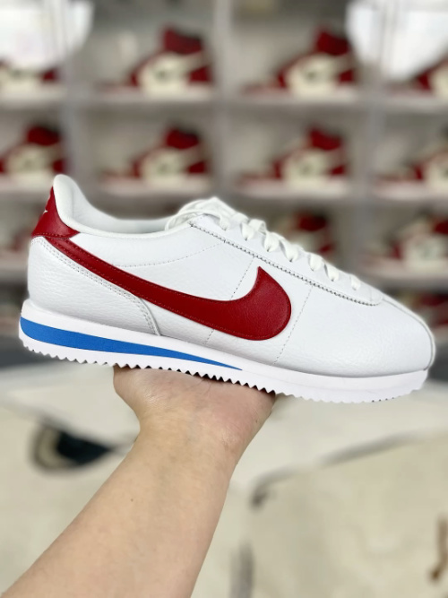 Nike Cortez: Classic Leather Sneakers - White/Red, Unisex, Comfortable, Durable 11 Nike Cortez: Classic Leather Sneakers - White/Red, Unisex, Comfortable, Durable
