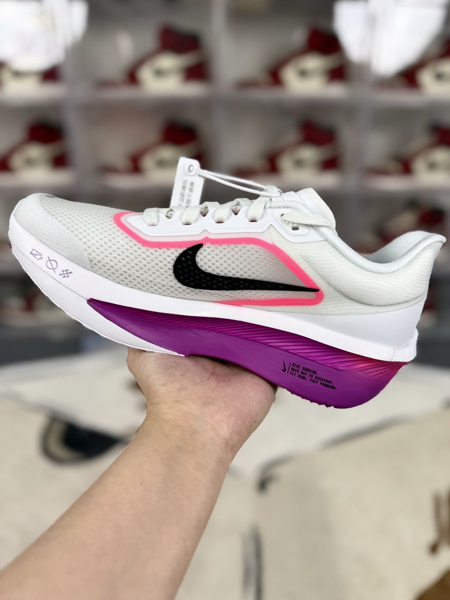 Nike Zoom Fly 6 White/Purple Marathon Running Shoes with Carbon Fiber Plate 2 i1742335666130 7593 0 1