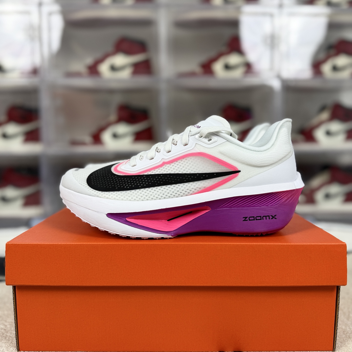 Nike Zoom Fly 6 White/Purple Marathon Running Shoes with Carbon Fiber Plate 9 i1742337358746 6208 0 8
