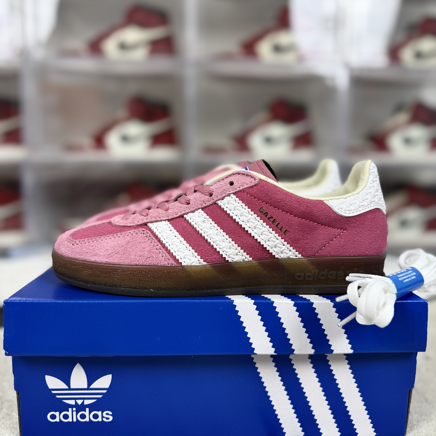 Adidas Originals Gazelle Indoor Pink Sneakers - Retro Style, Ultimate Comfort 9 i1742337476427 2532 0 8