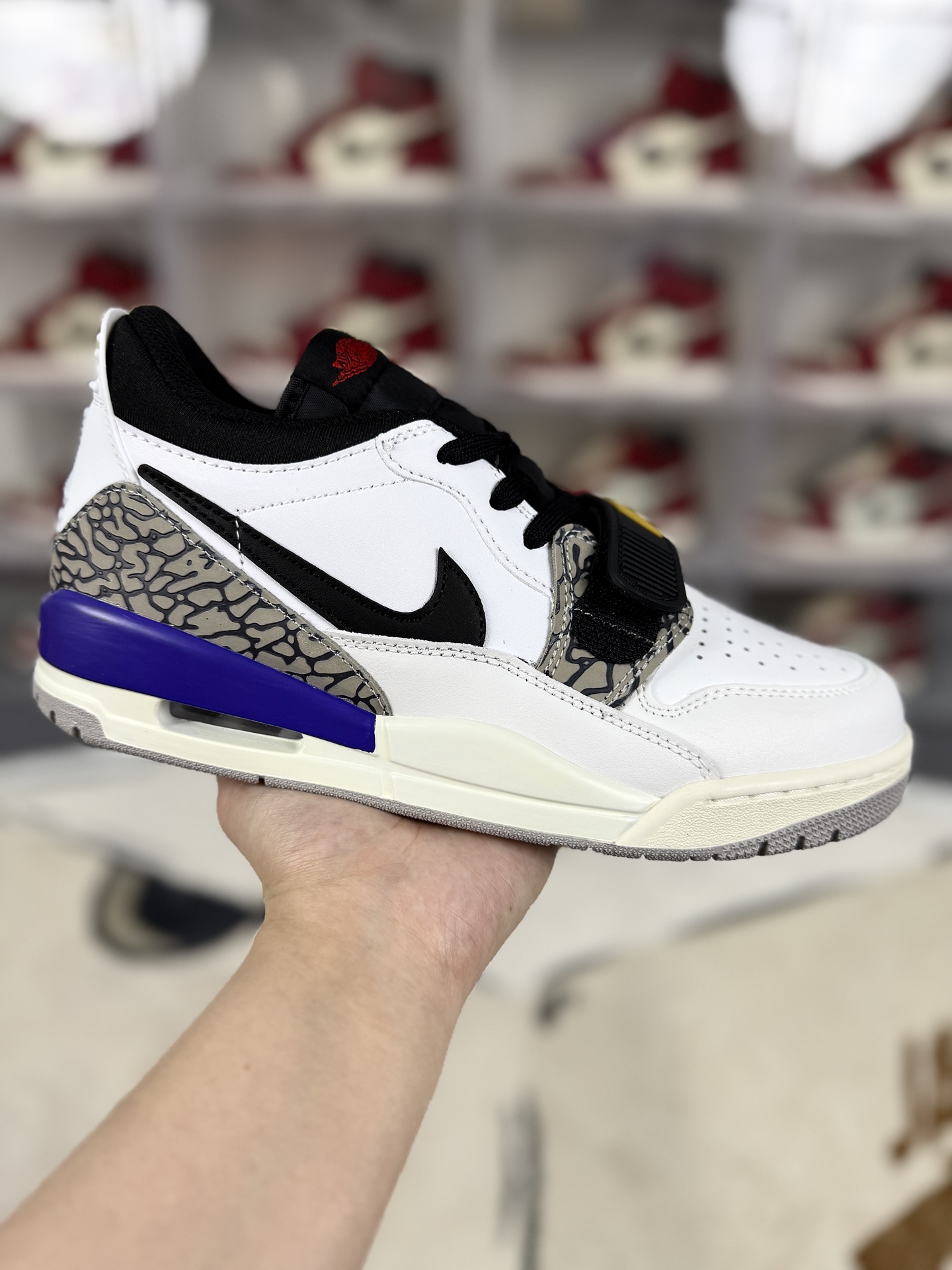 _dk59sNq4AG4lijbh65amD5fHNf3NEe_7C3MTuEQ