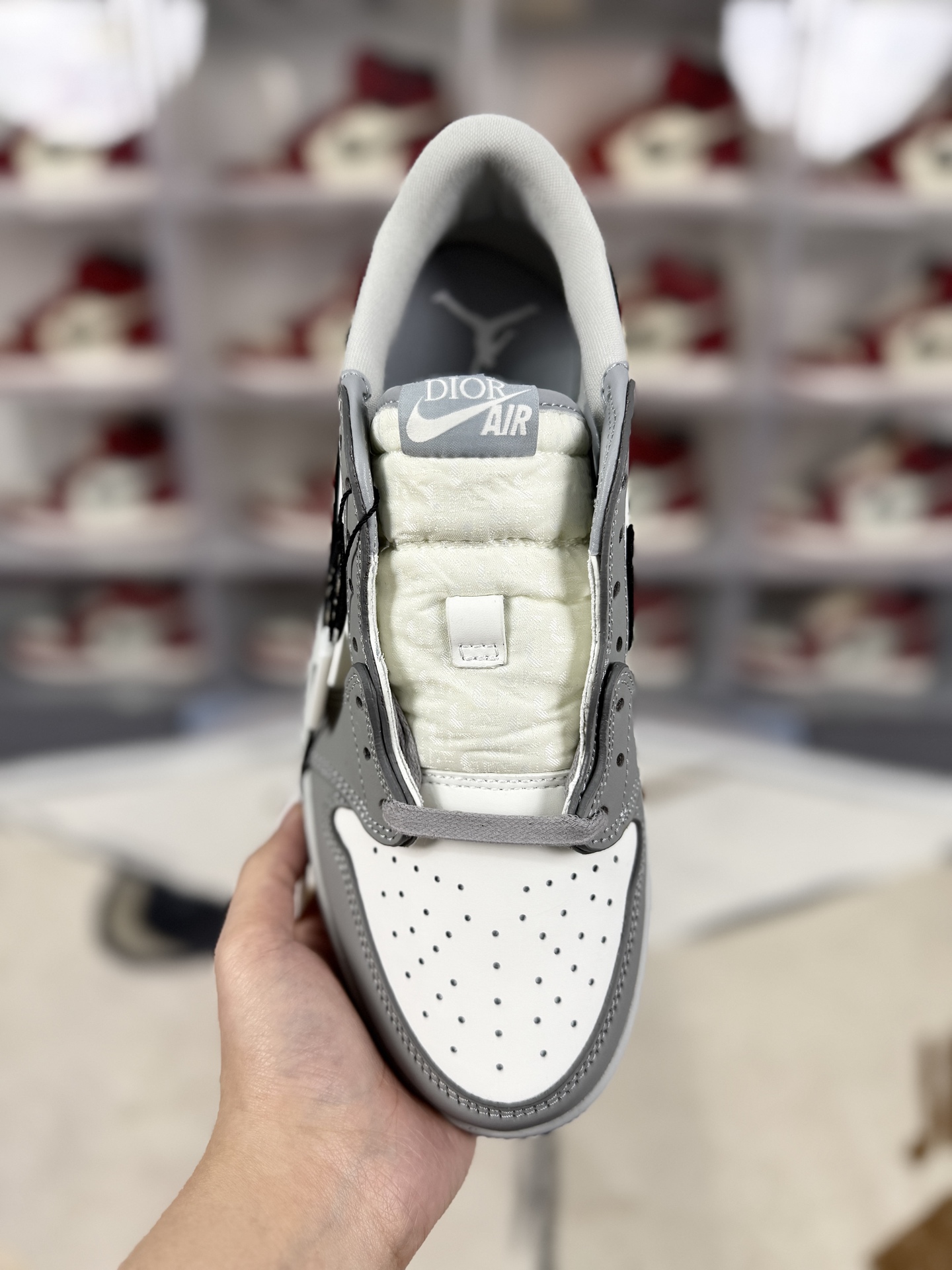 Dior x Jordan Air 1 Low: White/Gray, Comfortable, Retro Basketball Shoes 5 i1742593036732 4855 0 3