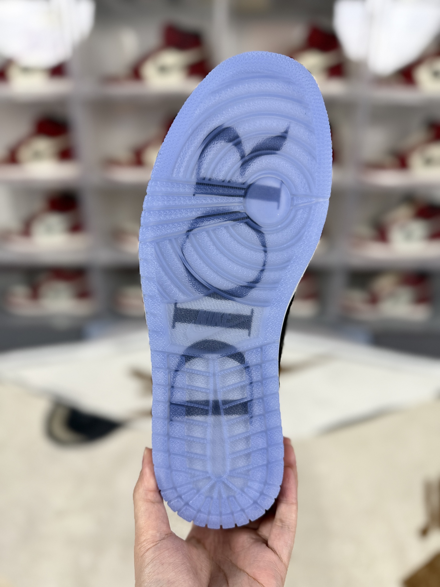 Dior x Jordan Air 1 Low: White/Gray, Comfortable, Retro Basketball Shoes 7 i1742593036741 3301 0 4