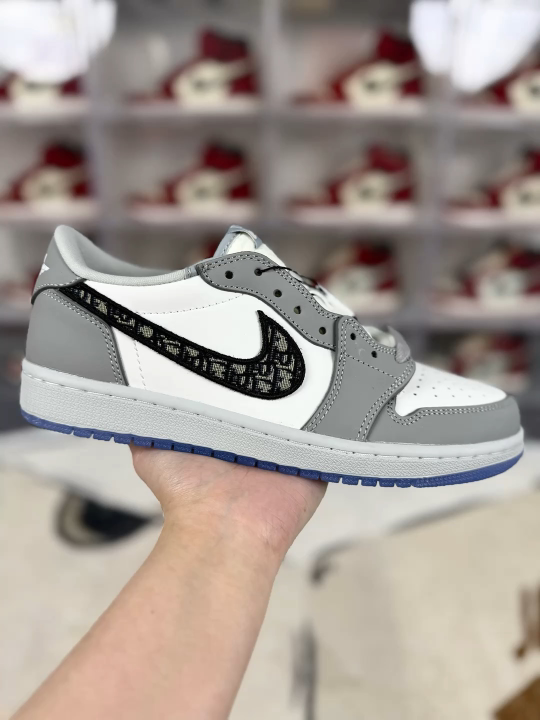 Dior x Jordan Air 1 Low: Comfort & Style in White/Gray, Unisex Sneakers
