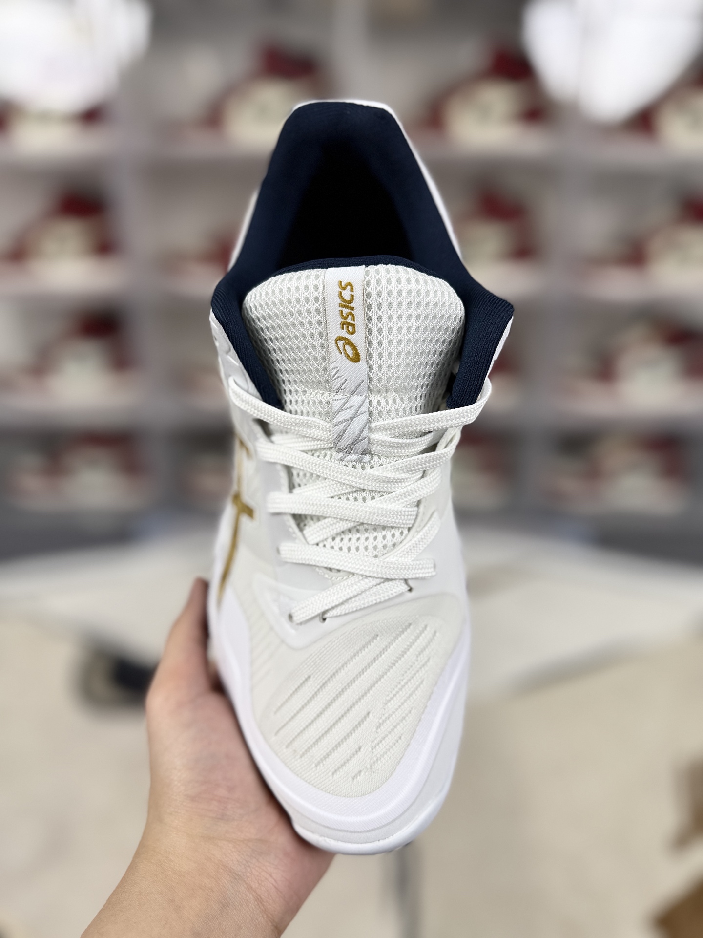 Asics Sky Elite FF 3 Volleyball Shoes - Enhanced Performance, White/Gold 4 i1742674235862 3522 0 3
