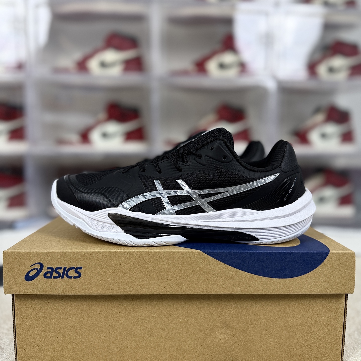 Asics Sky Elite FF 3: Comfort, Style, and Performance Volleyball Shoes 9 i1742674308574 2368 0 8