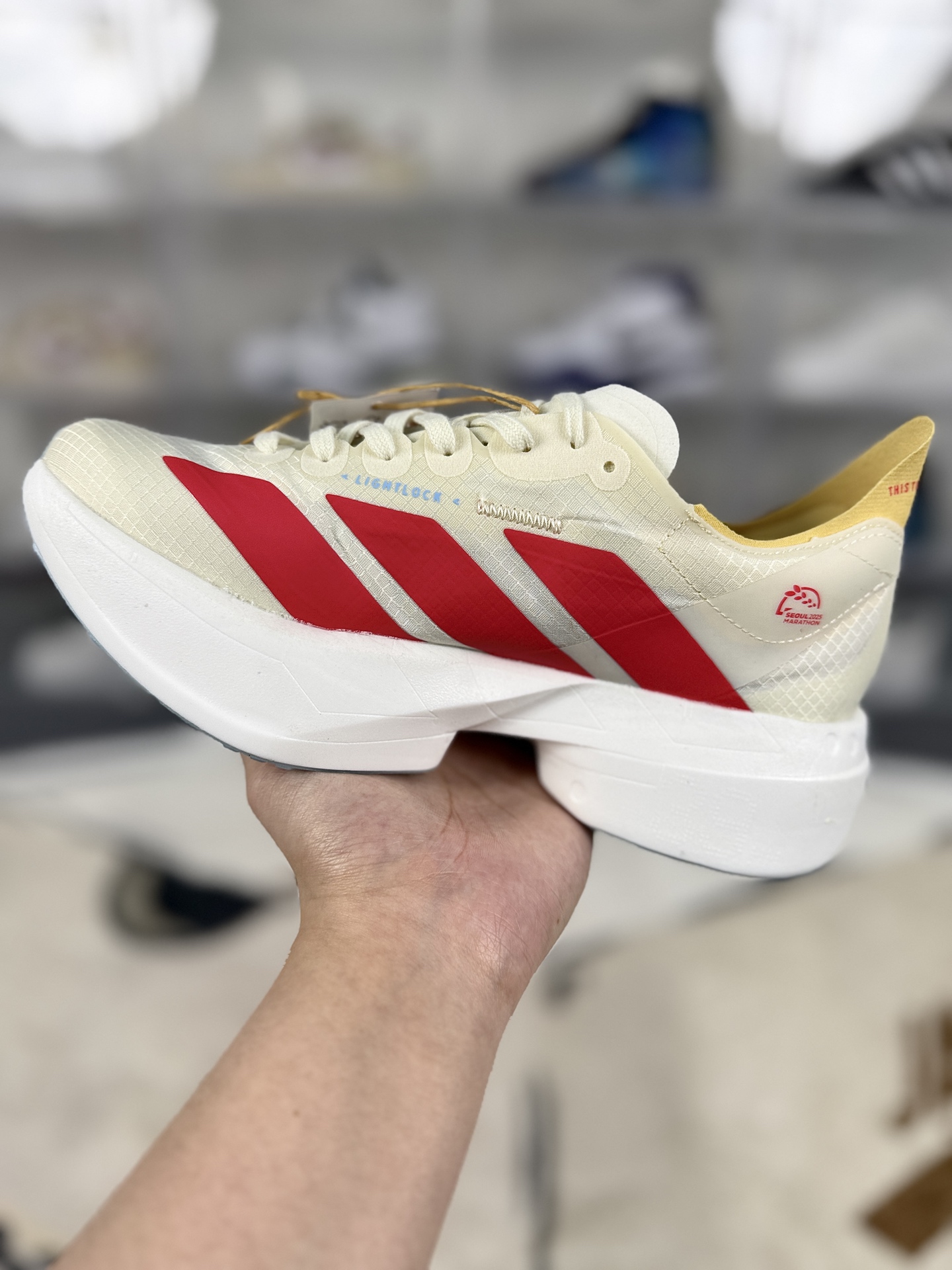 Adidas Adizero Adios Pro 4: Comfortable, Shock-Absorbing, and Wear-Resistant 3 i1743191994410 7419 0 1